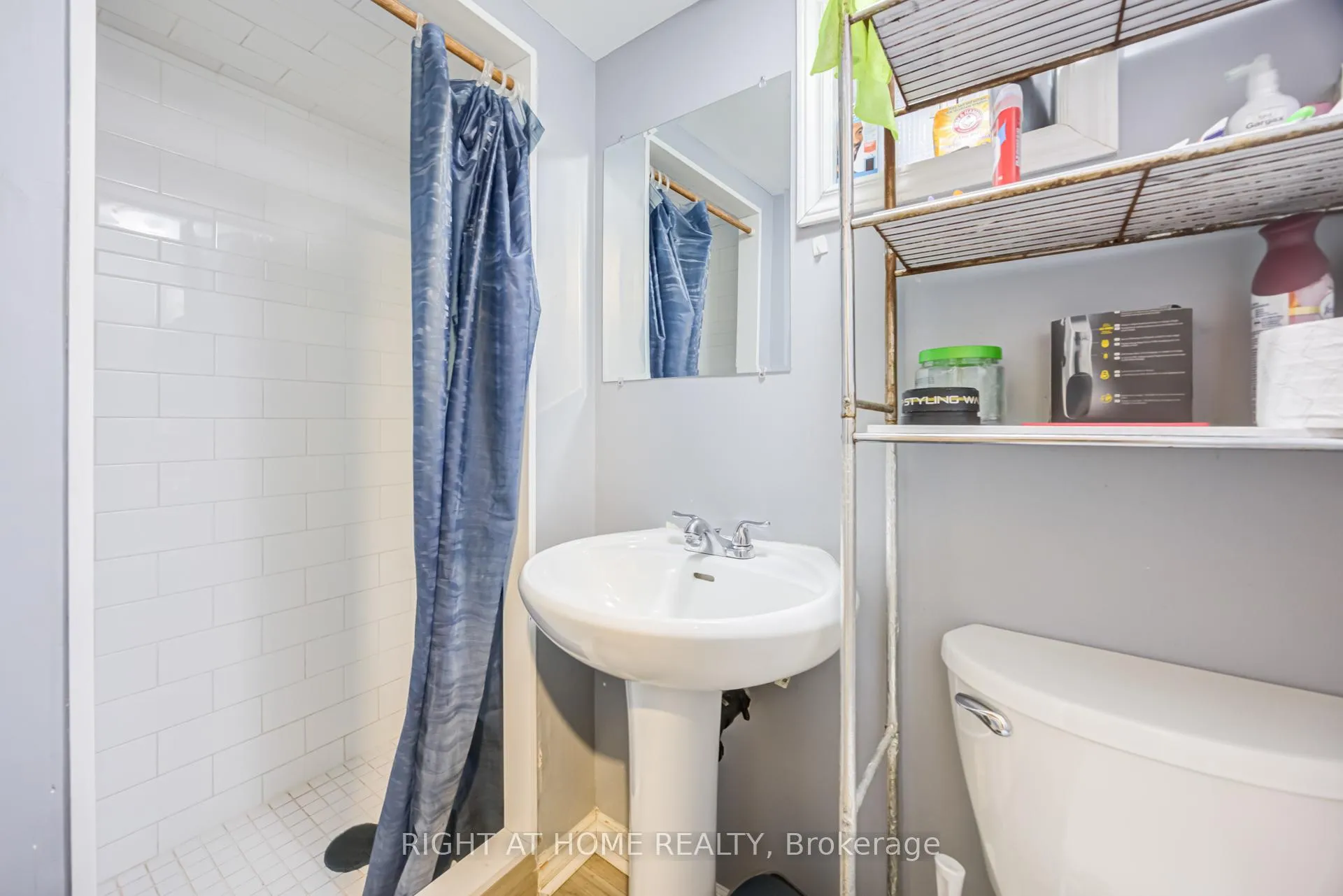 Photo 21 of 519 Rogers Road, Toronto, Keelesdale-Eglinton West — HOMEH