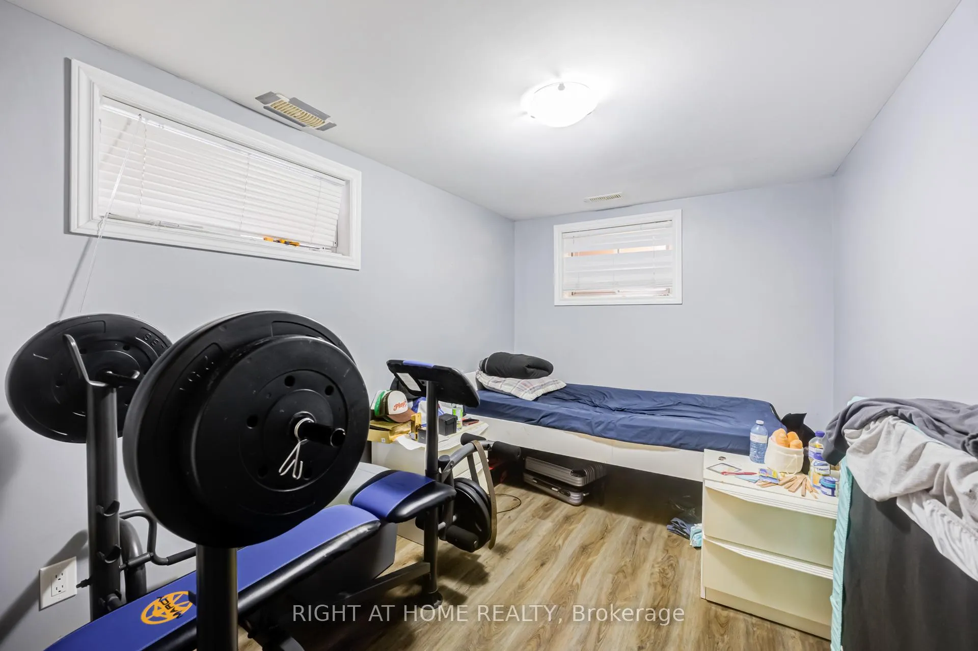 Photo 22 of 519 Rogers Road, Toronto, Keelesdale-Eglinton West — HOMEH