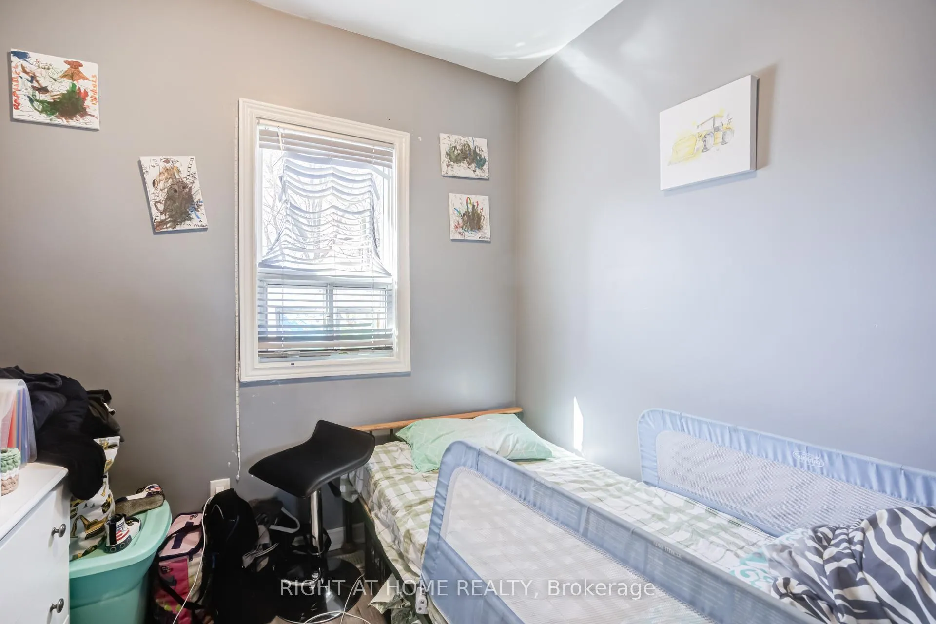 Photo 32 of 519 Rogers Road, Toronto, Keelesdale-Eglinton West — HOMEH