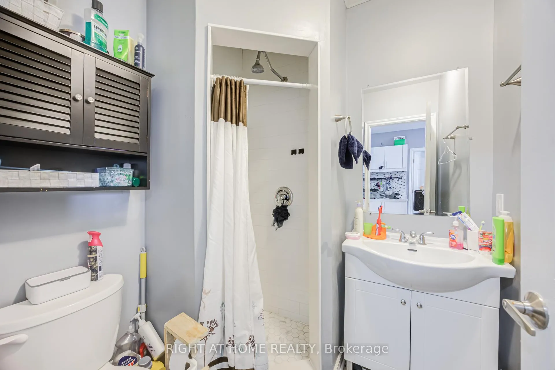Photo 37 of 519 Rogers Road, Toronto, Keelesdale-Eglinton West — HOMEH