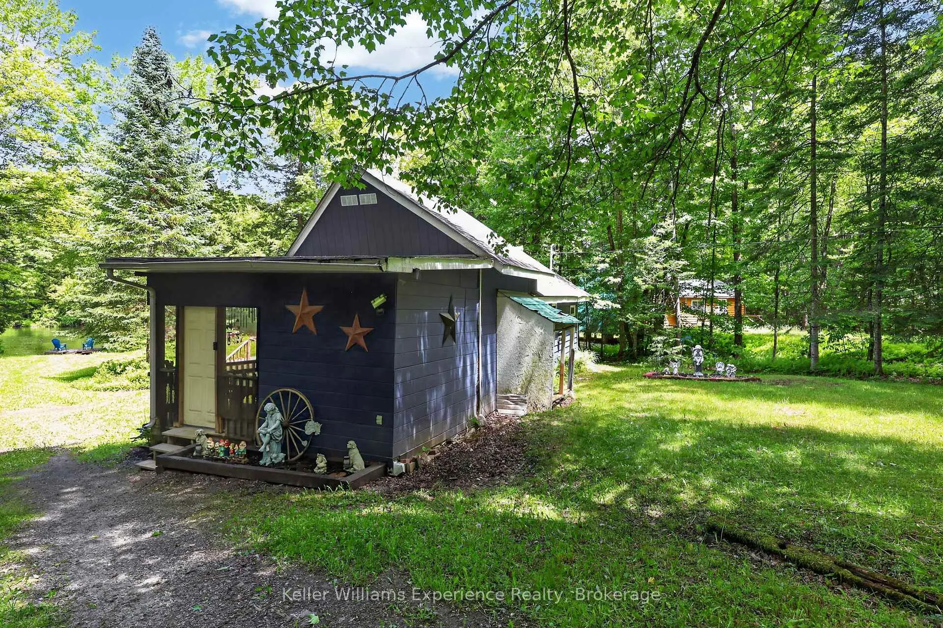 Photo 7 of 1133 Sherwood Forest Road, Bracebridge, Oakley — HOMEH