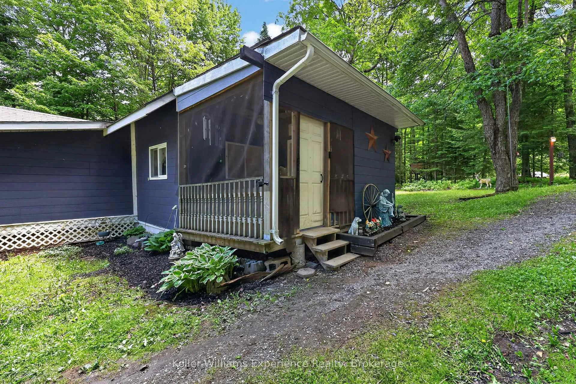 Photo 8 of 1133 Sherwood Forest Road, Bracebridge, Oakley — HOMEH