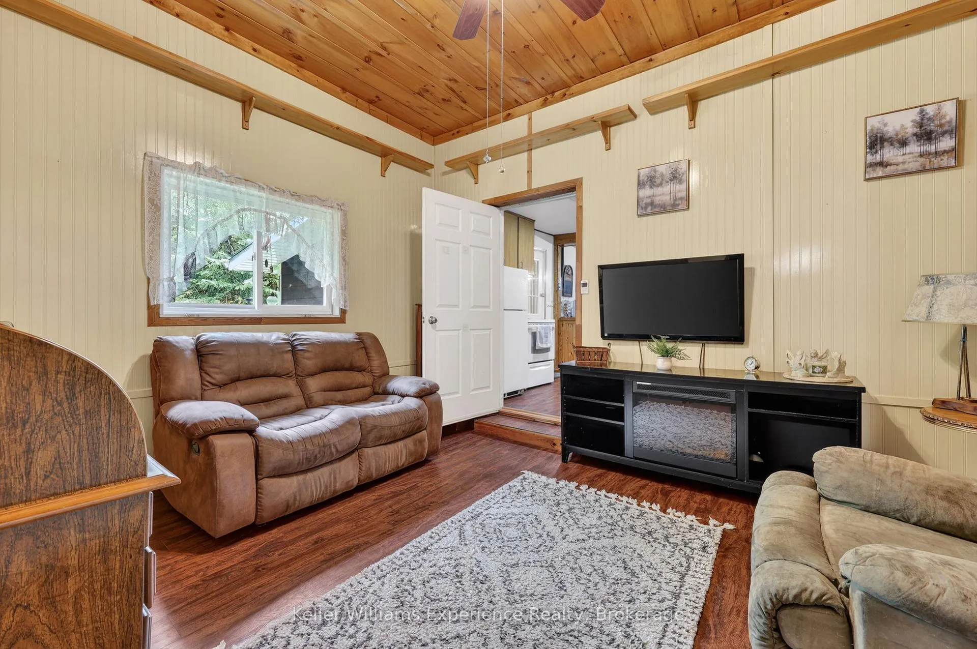 Photo 19 of 1133 Sherwood Forest Road, Bracebridge, Oakley — HOMEH