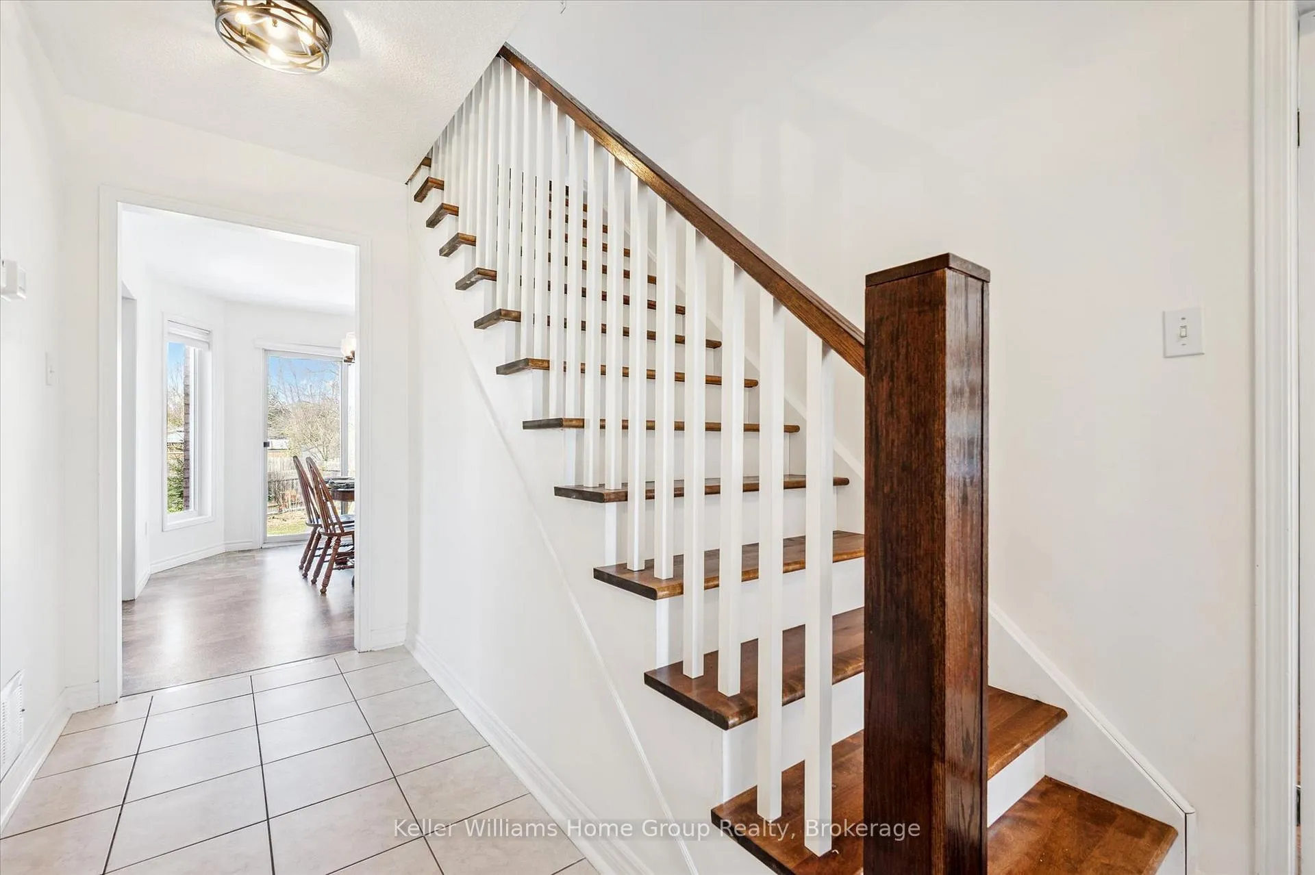 Photo 21 of 304 Daniel Crescent, Centre Wellington, Elora/Salem — HOMEH