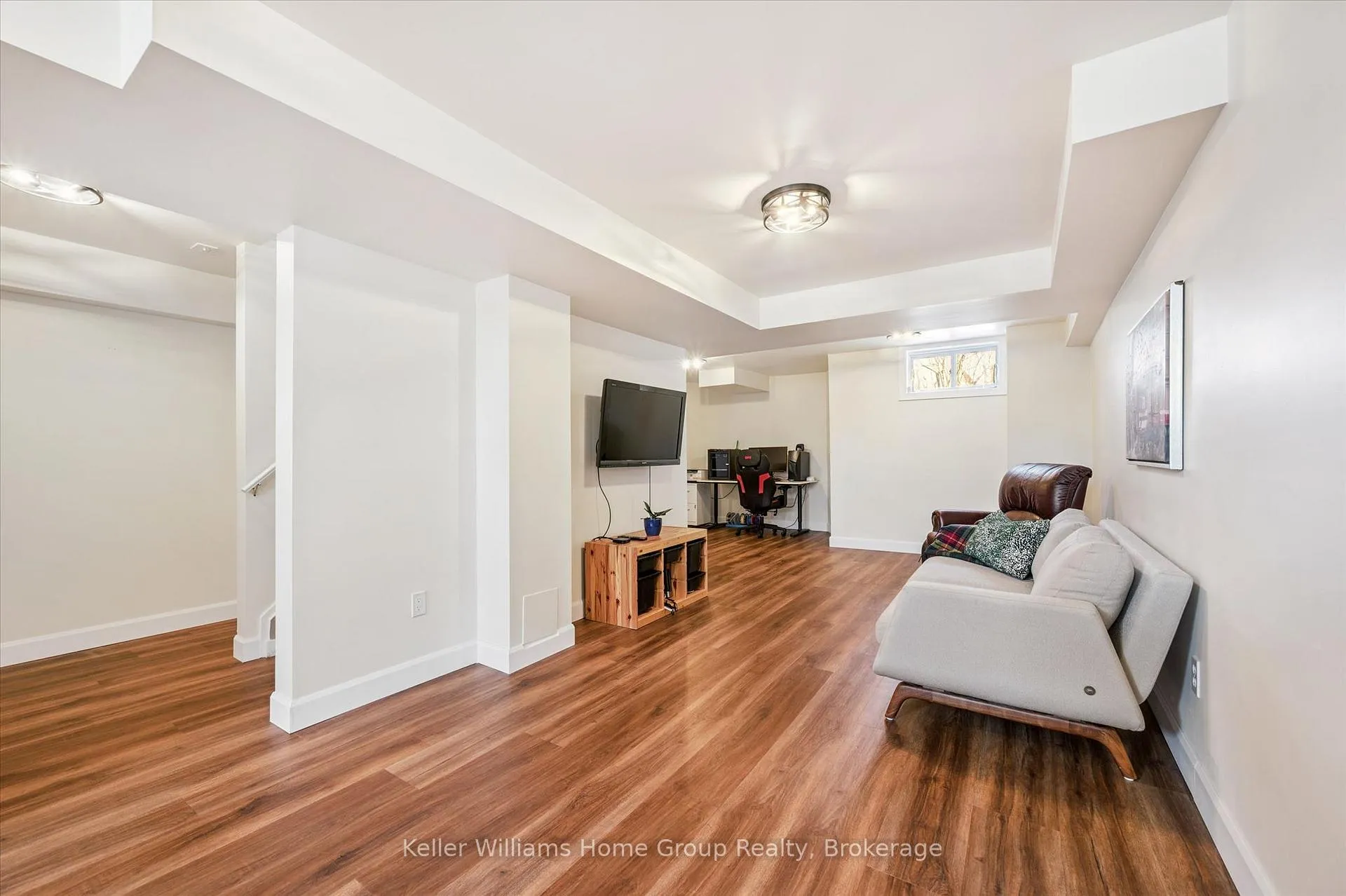 Photo 30 of 304 Daniel Crescent, Centre Wellington, Elora/Salem — HOMEH