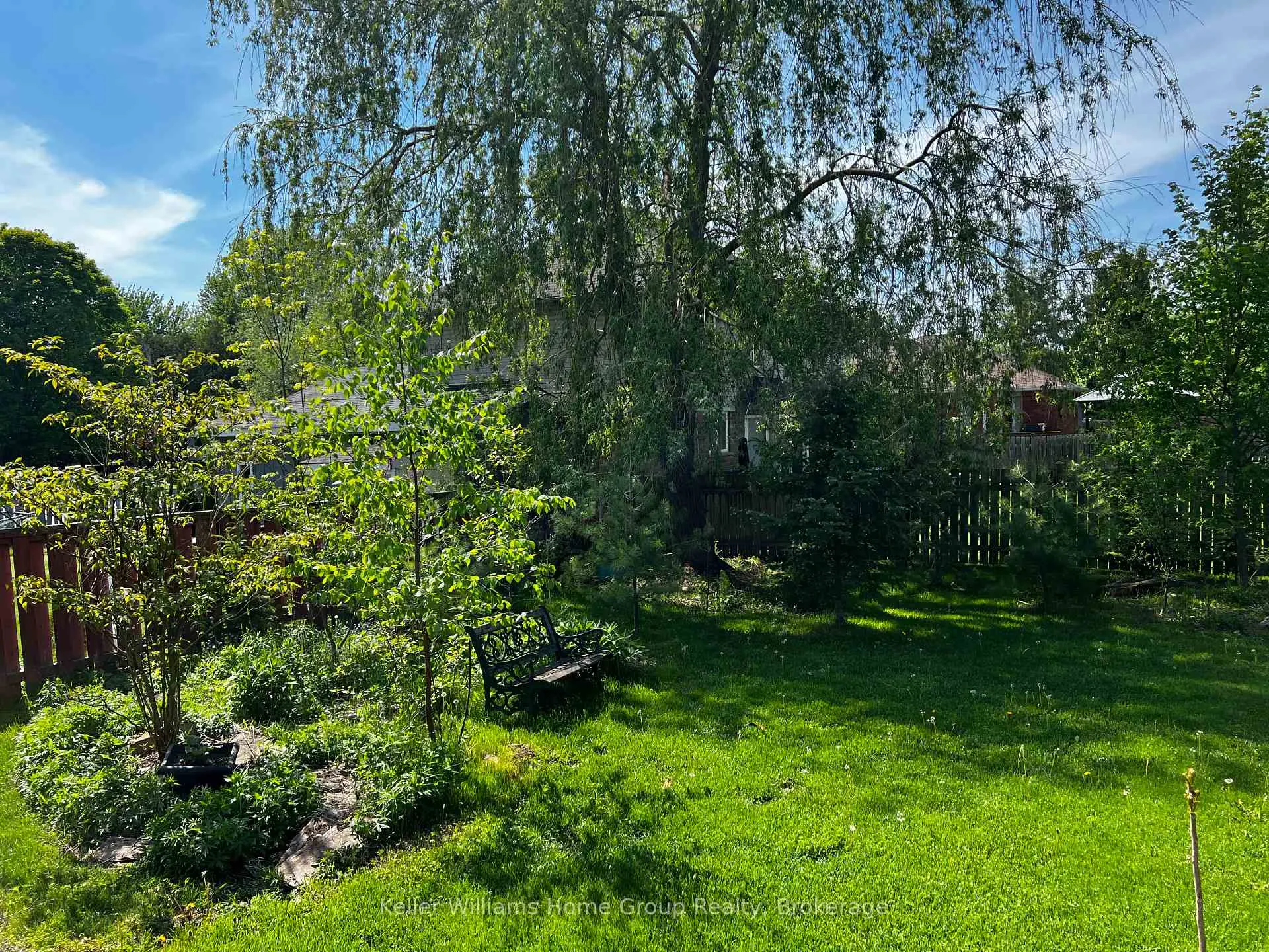 Photo 42 of 304 Daniel Crescent, Centre Wellington, Elora/Salem — HOMEH