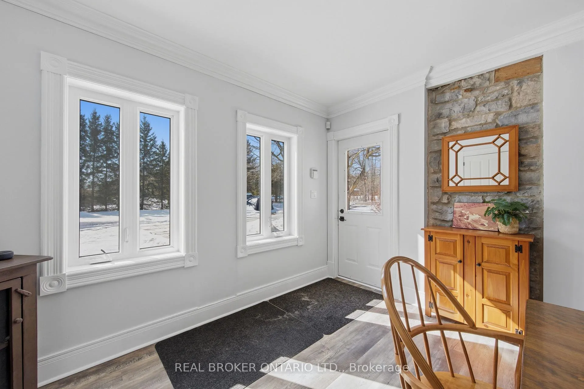 Photo 5 of 2090 Beach Road, North Grenville, North Grenville Twp (Kemptville South) — HOMEH