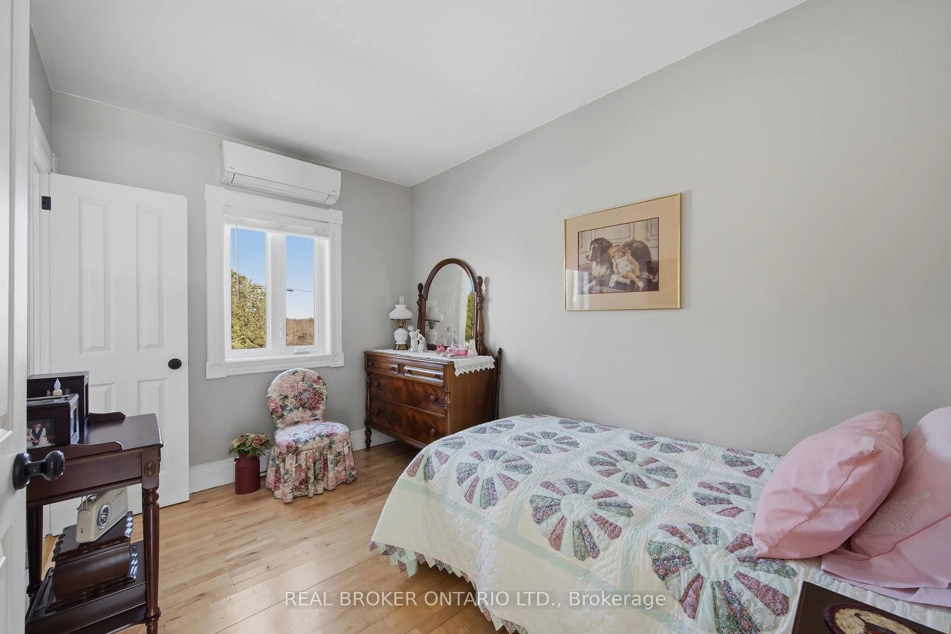 Photo 14 of 2090 Beach Road, North Grenville, North Grenville Twp (Kemptville South) — HOMEH