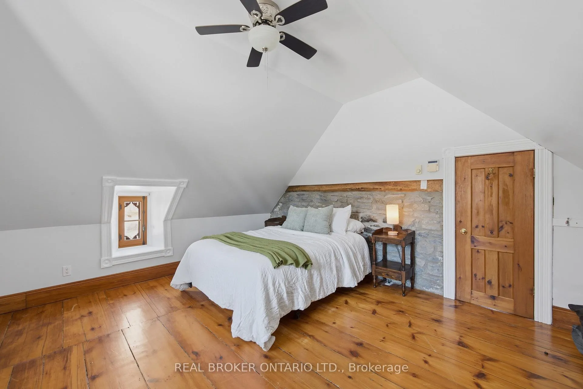 Photo 37 of 2090 Beach Road, North Grenville, North Grenville Twp (Kemptville South) — HOMEH