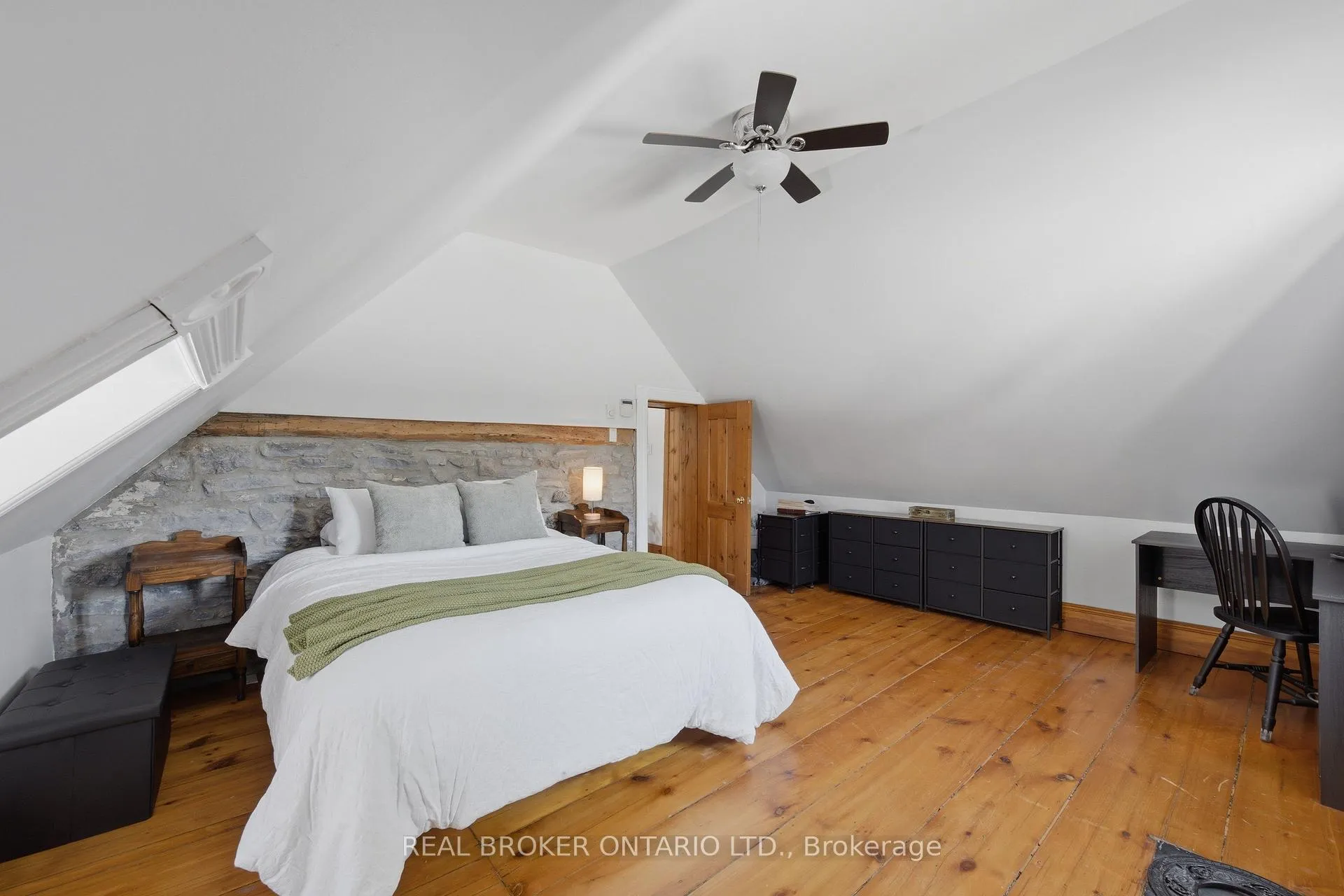 Photo 38 of 2090 Beach Road, North Grenville, North Grenville Twp (Kemptville South) — HOMEH
