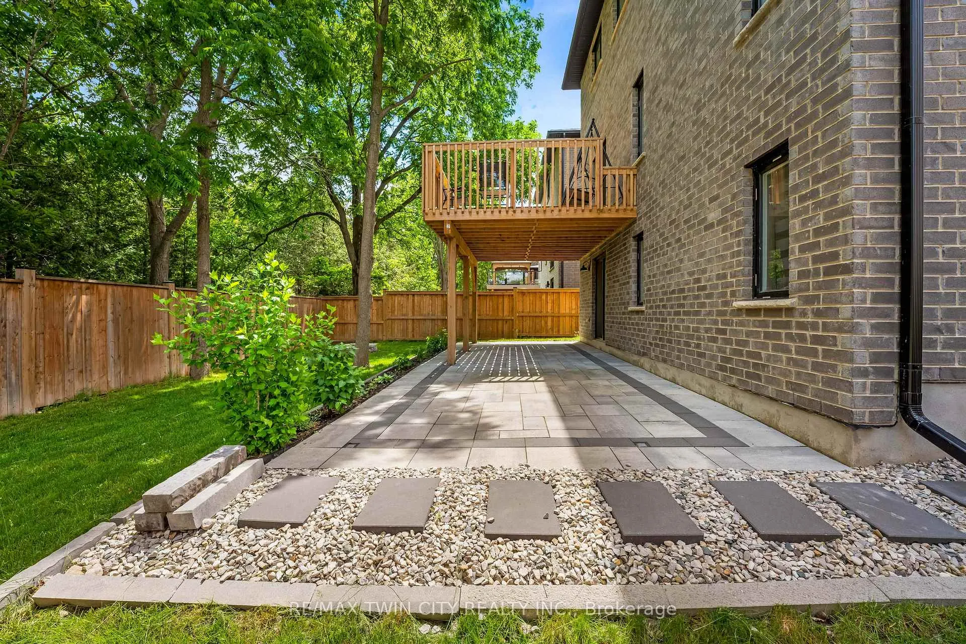 Photo 37 of 248 Otterbein Road, Kitchener — HOMEH