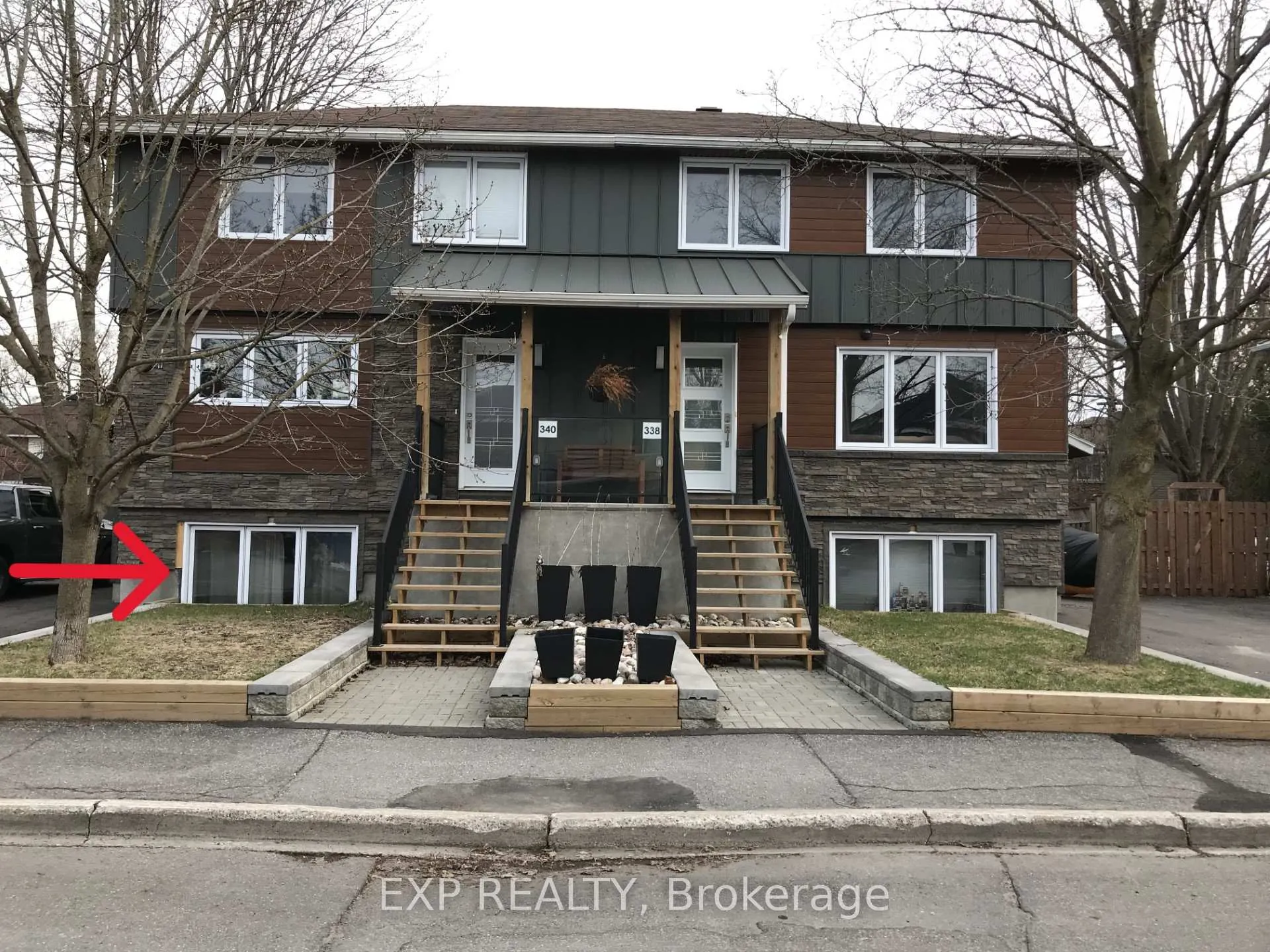 Photo 2 of Unit B, 340 Queen Mary Street, Ottawa, Overbrook/Castle Heights — HOMEH
