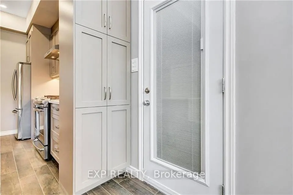 Photo 8 of Unit B, 340 Queen Mary Street, Ottawa, Overbrook/Castle Heights — HOMEH
