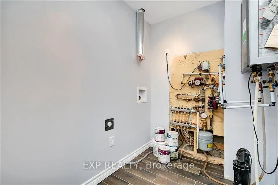 Photo 22 of Unit B, 340 Queen Mary Street, Ottawa, Overbrook/Castle Heights — HOMEH