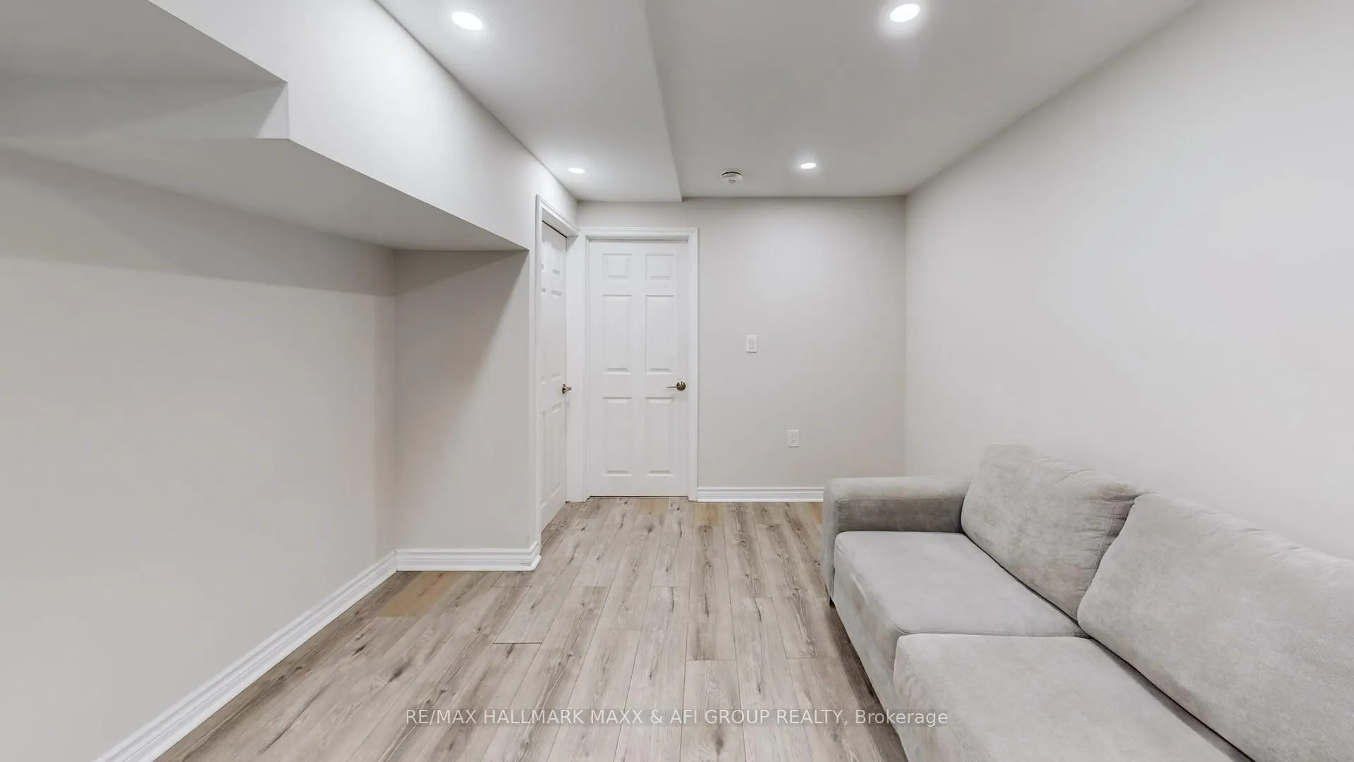 Photo 8 of Unit Basement B, 719 Shanahan Boulevard, Newmarket, Armitage — HOMEH