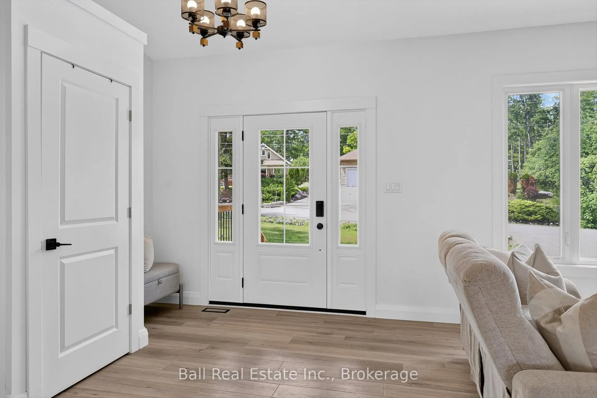 Photo 8 of 53 Sumcot Drive, Trent Lakes — HOMEH