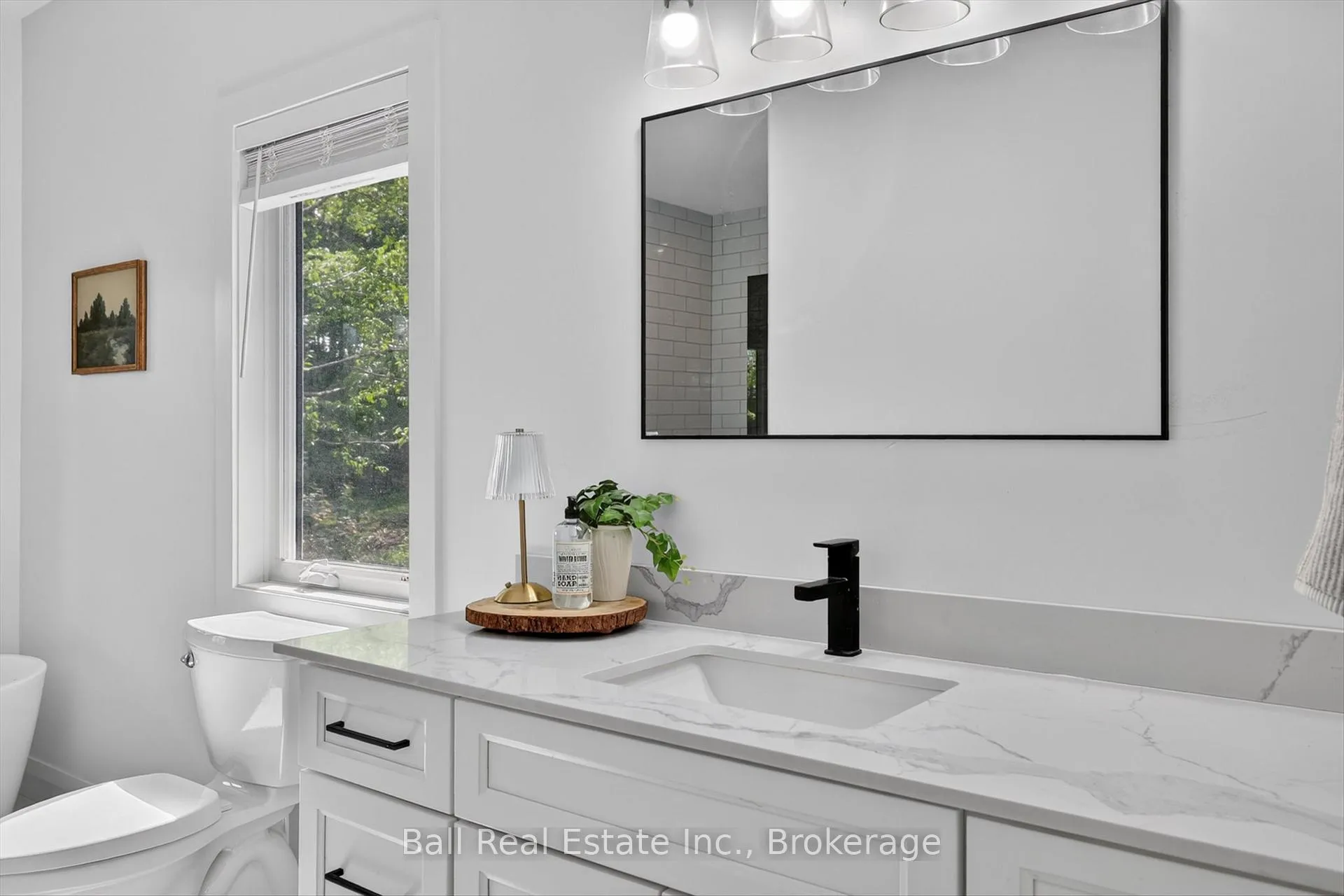 Photo 16 of 53 Sumcot Drive, Trent Lakes — HOMEH