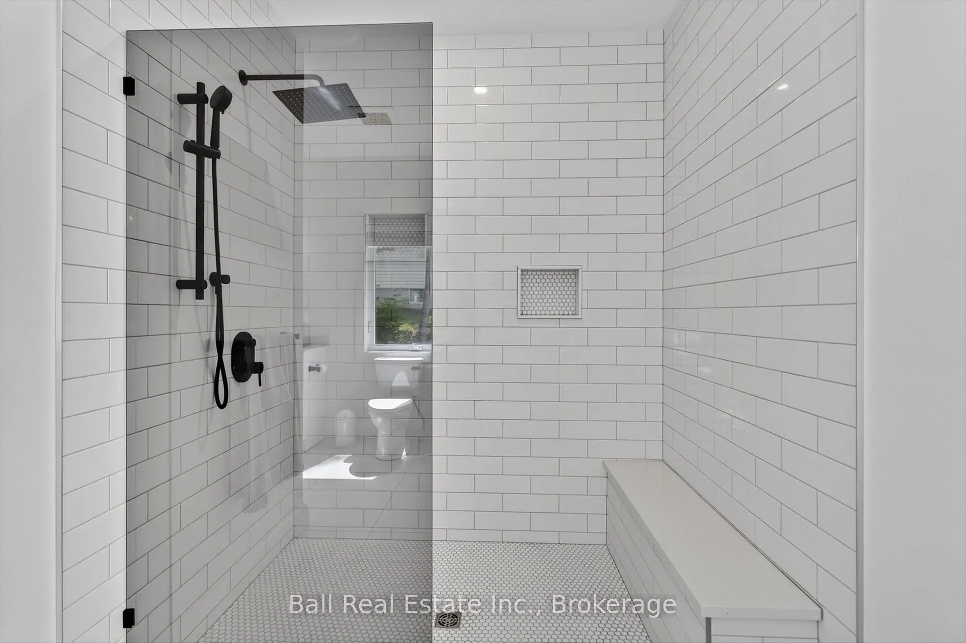 Photo 18 of 53 Sumcot Drive, Trent Lakes — HOMEH