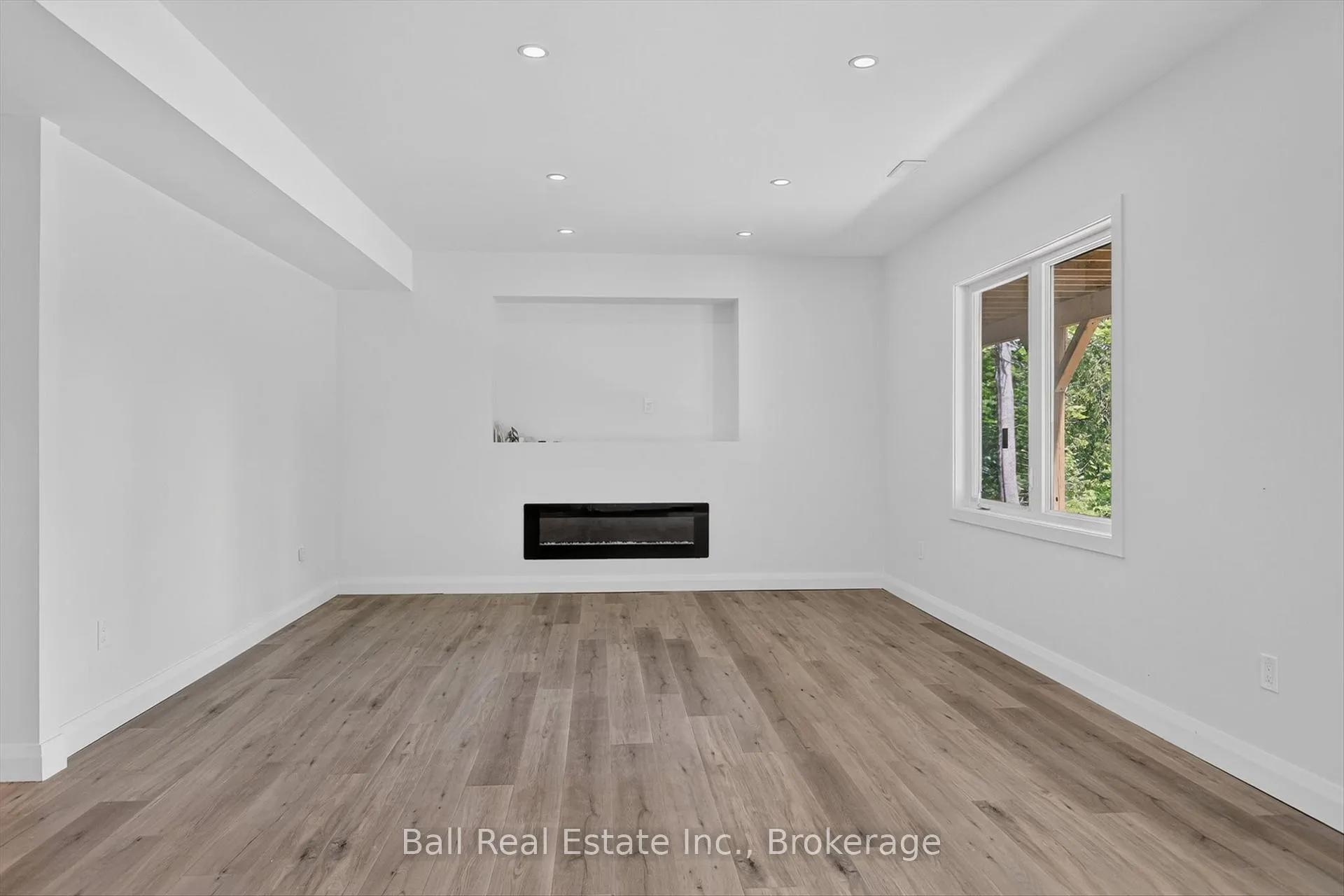 Photo 26 of 53 Sumcot Drive, Trent Lakes — HOMEH