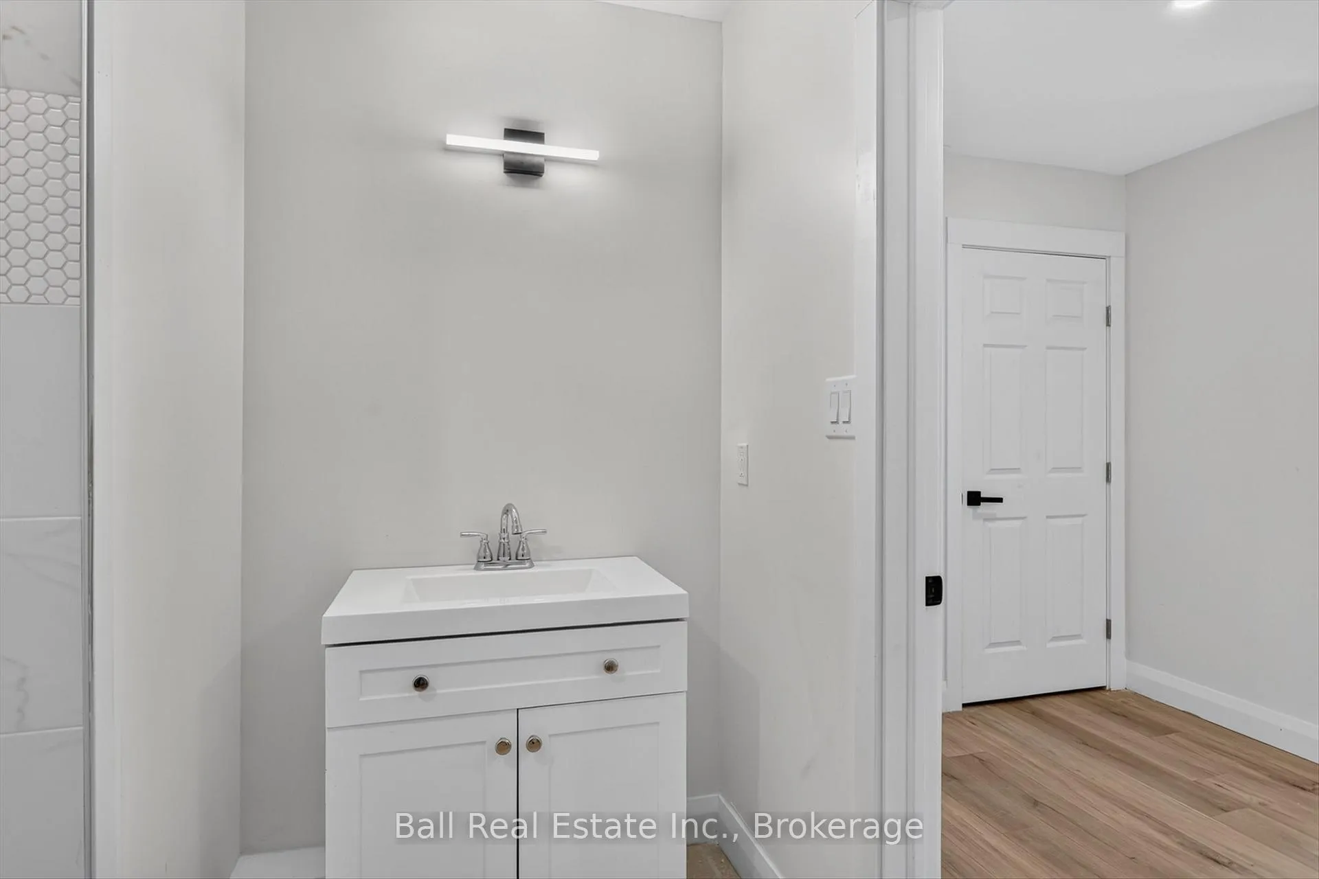 Photo 34 of 53 Sumcot Drive, Trent Lakes — HOMEH