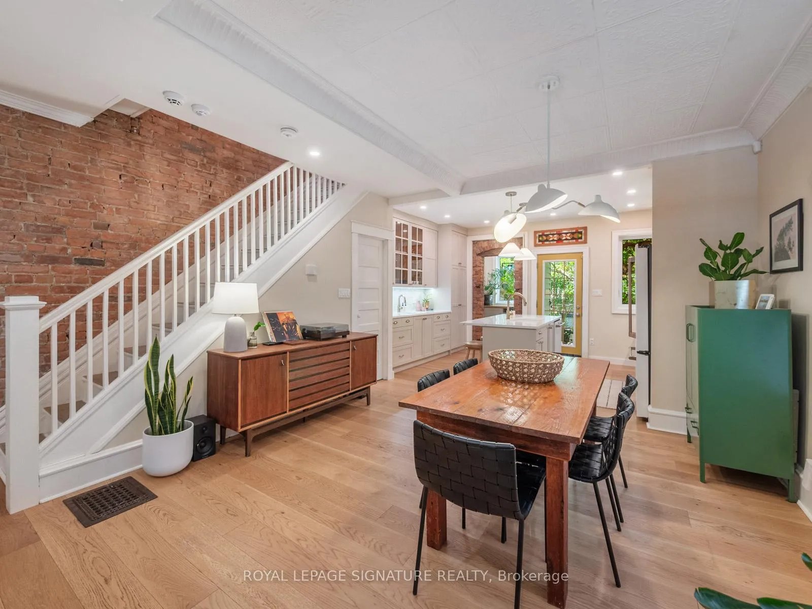 Photo 9 of 121 Ivy Avenue, Toronto, South Riverdale — HOMEH