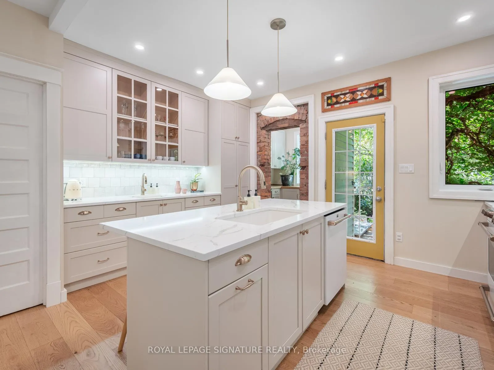 Photo 14 of 121 Ivy Avenue, Toronto, South Riverdale — HOMEH