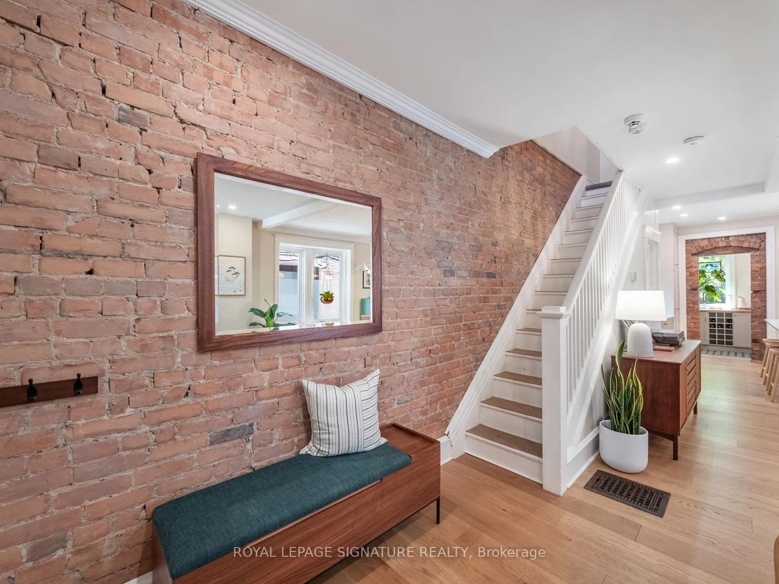 Photo 19 of 121 Ivy Avenue, Toronto, South Riverdale — HOMEH