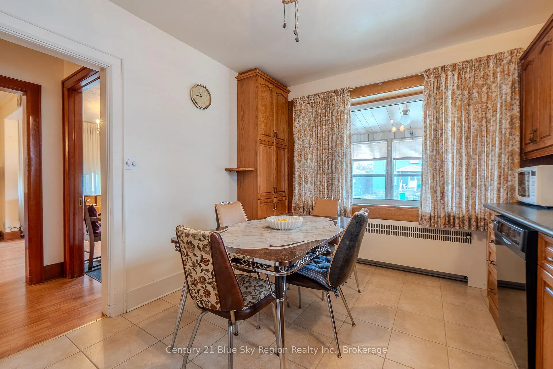 Photo 13 of 137 Second Avenue E, North Bay, Central — HOMEH
