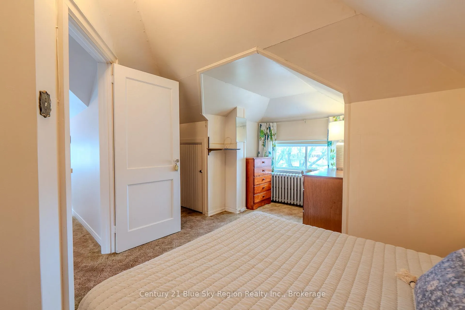 Photo 28 of 137 Second Avenue E, North Bay, Central — HOMEH
