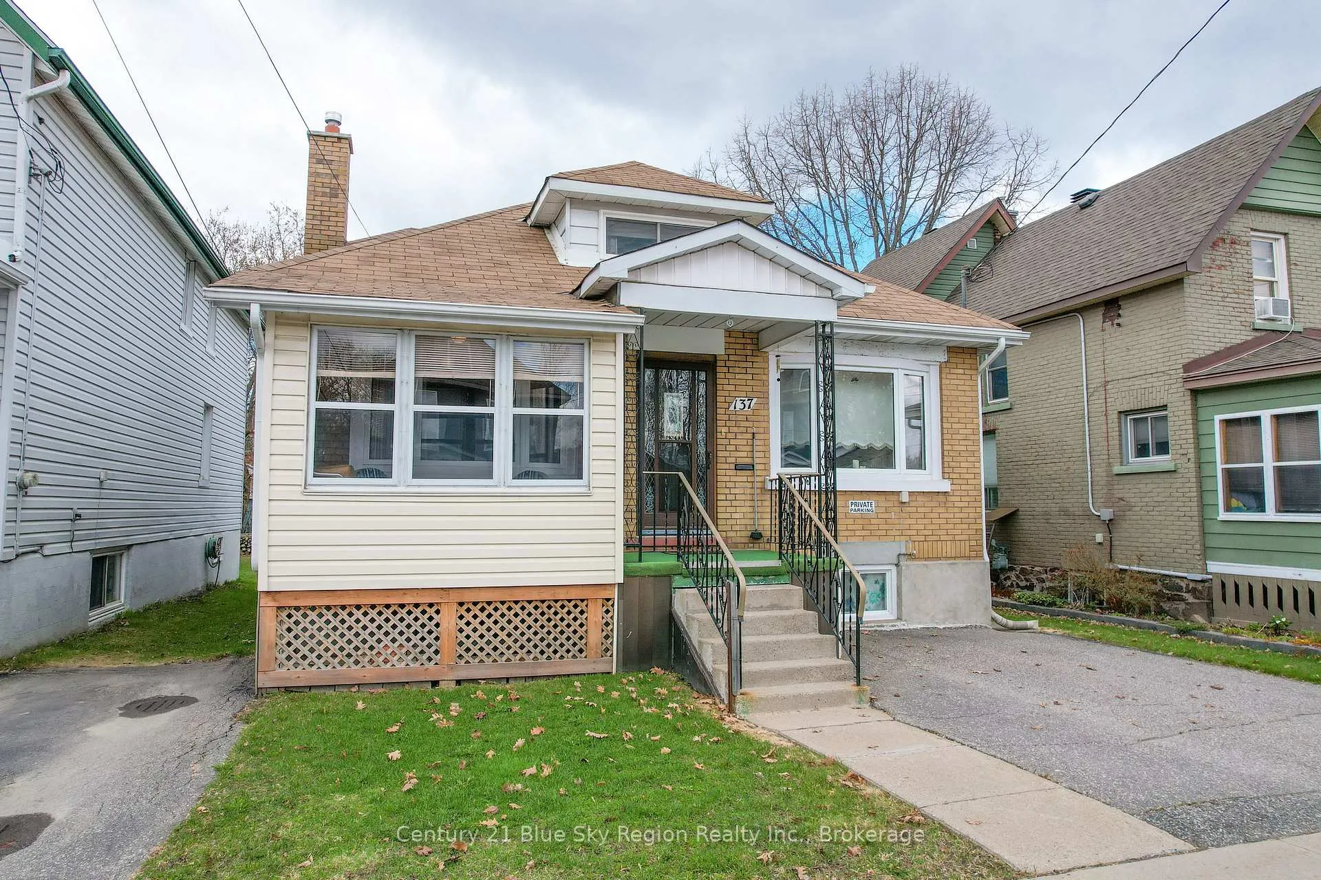 Photo 31 of 137 Second Avenue E, North Bay, Central — HOMEH