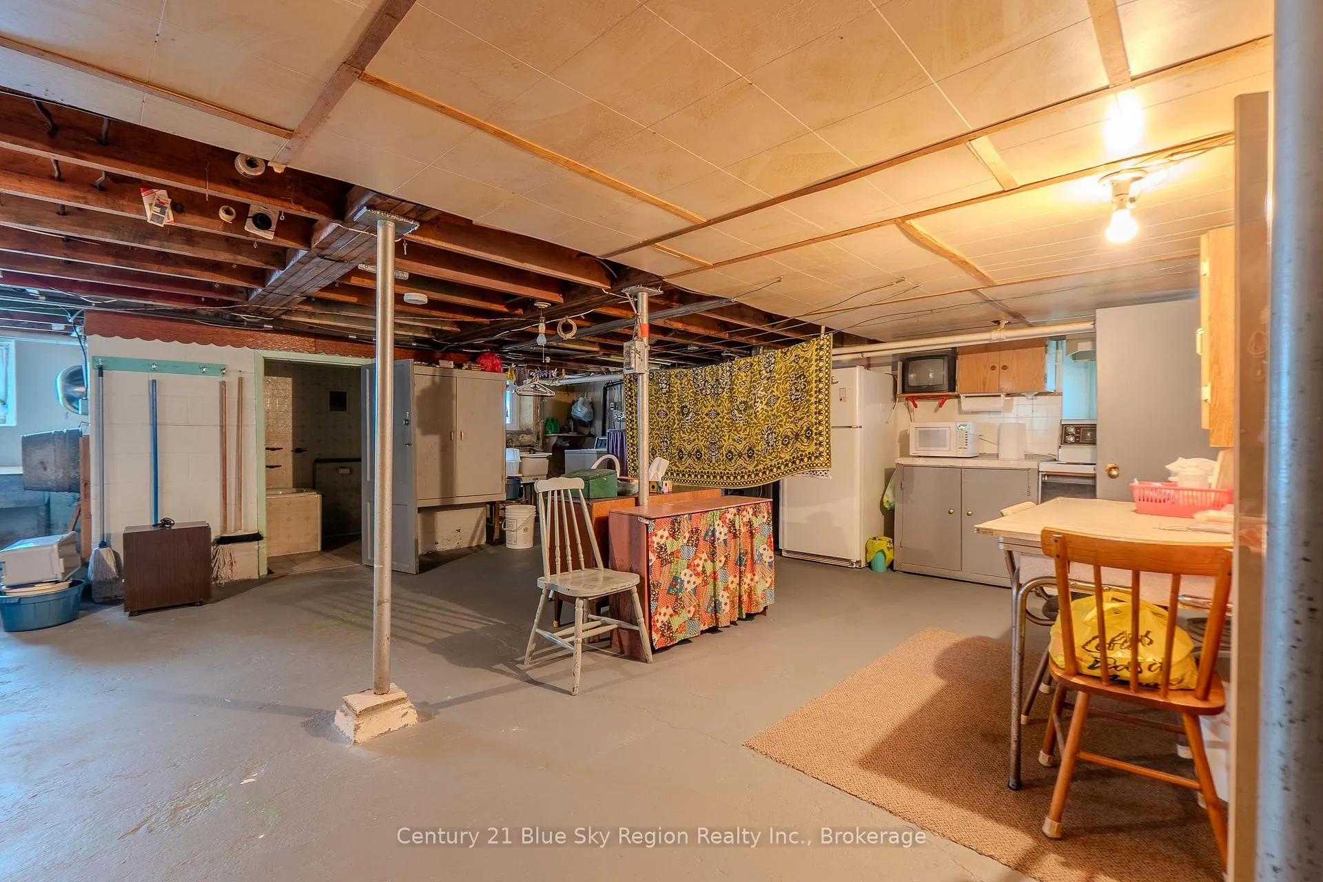 Photo 36 of 137 Second Avenue E, North Bay, Central — HOMEH