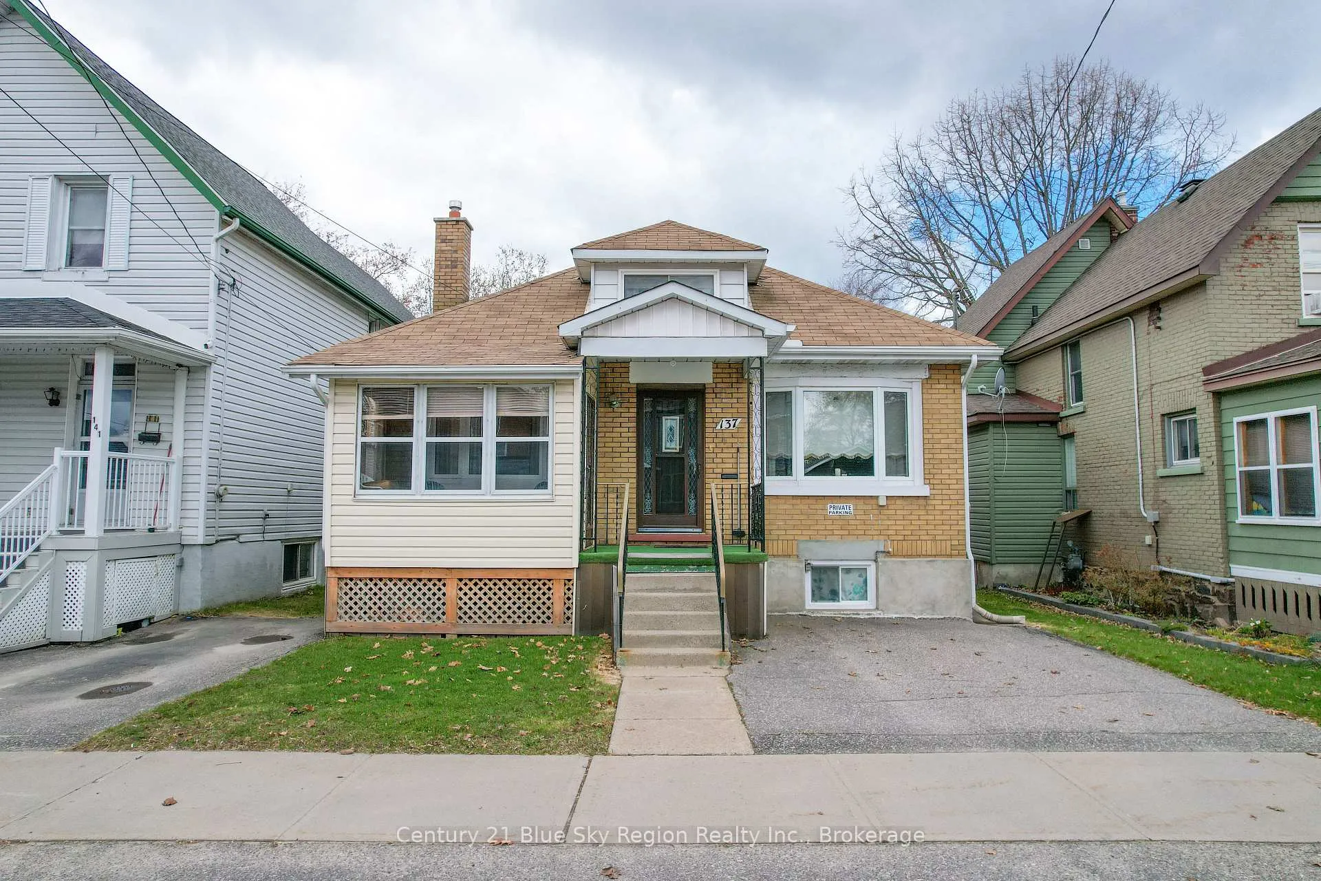 Photo 42 of 137 Second Avenue E, North Bay, Central — HOMEH