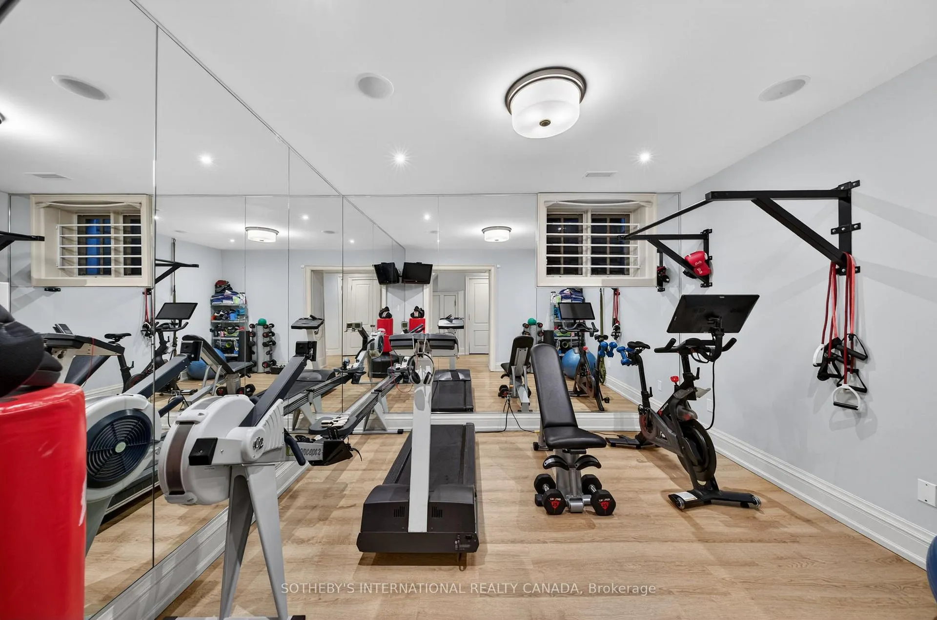Photo 34 of 335 Cortleigh Boulevard, Toronto, Bedford Park-Nortown — HOMEH