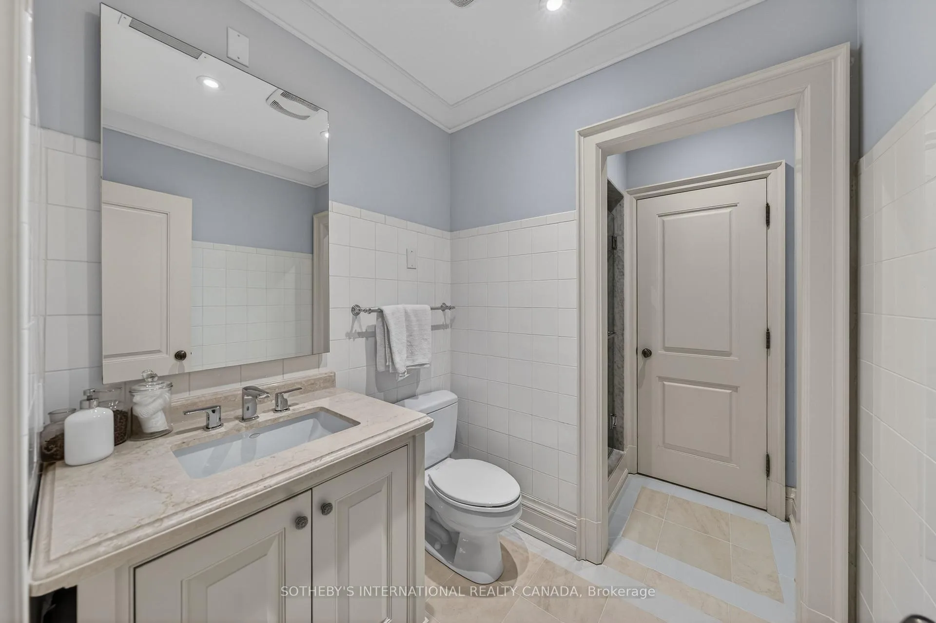 Photo 37 of 335 Cortleigh Boulevard, Toronto, Bedford Park-Nortown — HOMEH