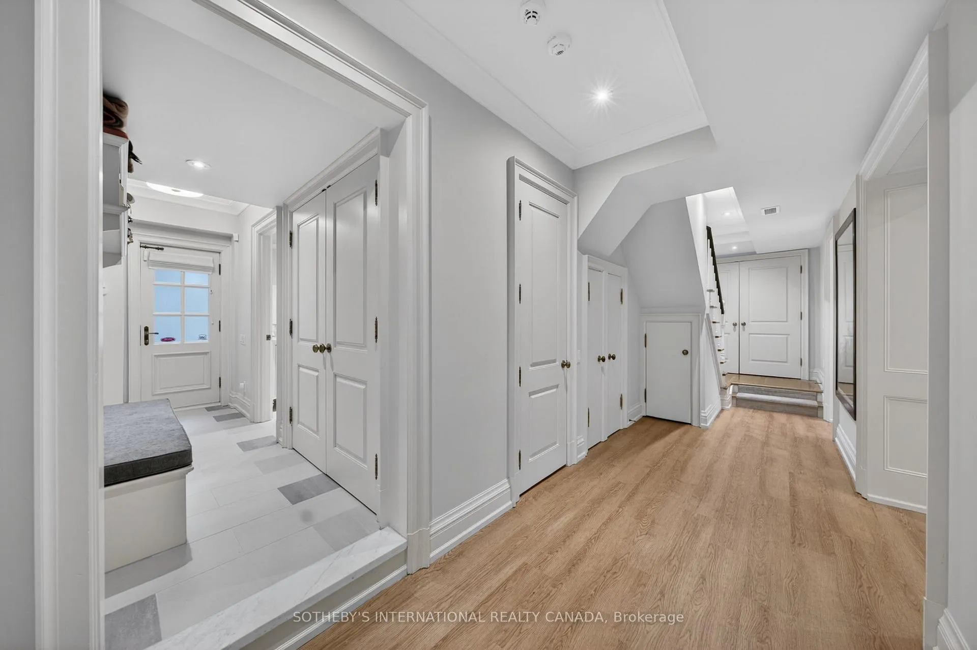 Photo 38 of 335 Cortleigh Boulevard, Toronto, Bedford Park-Nortown — HOMEH