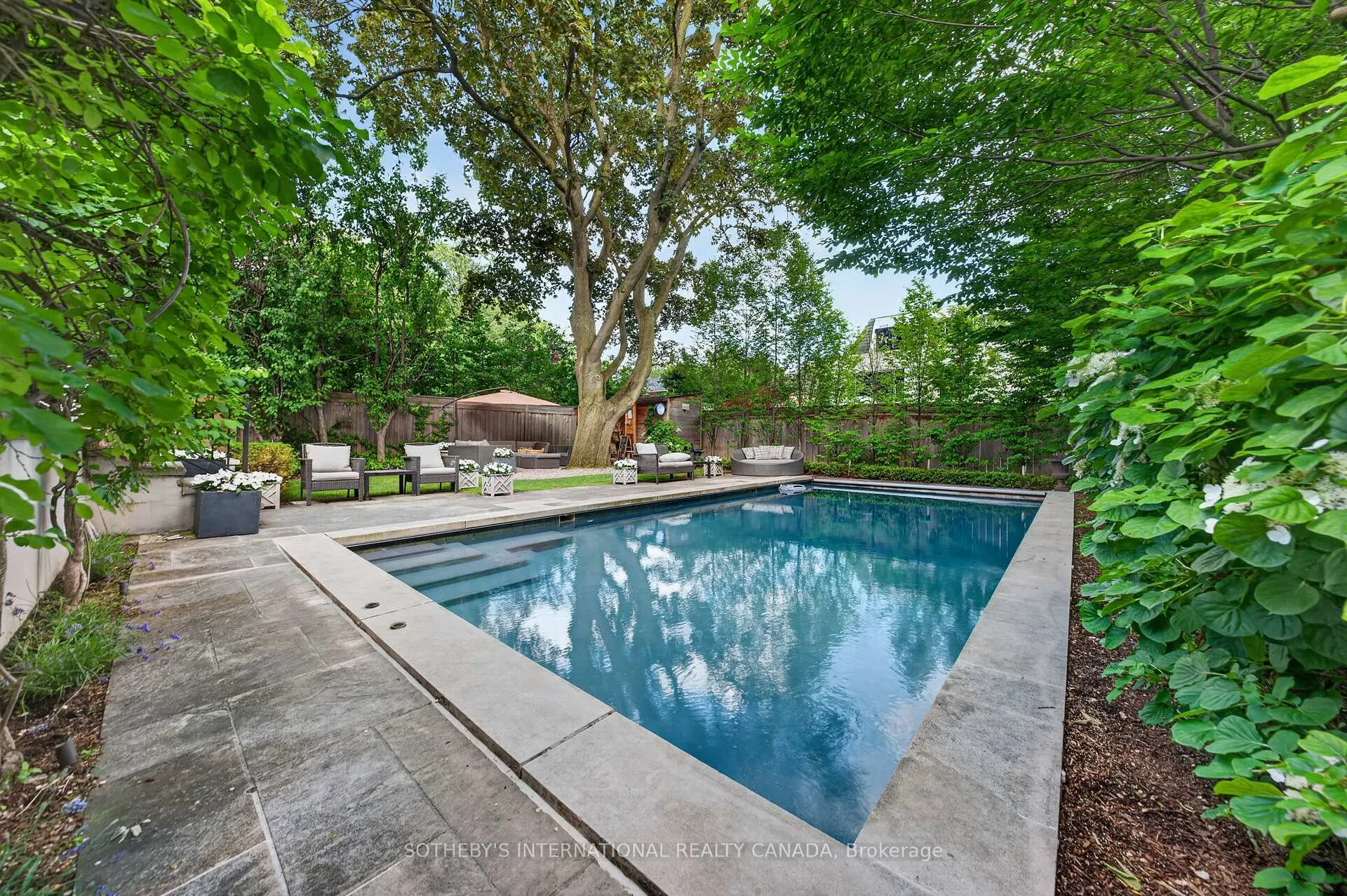Photo 47 of 335 Cortleigh Boulevard, Toronto, Bedford Park-Nortown — HOMEH