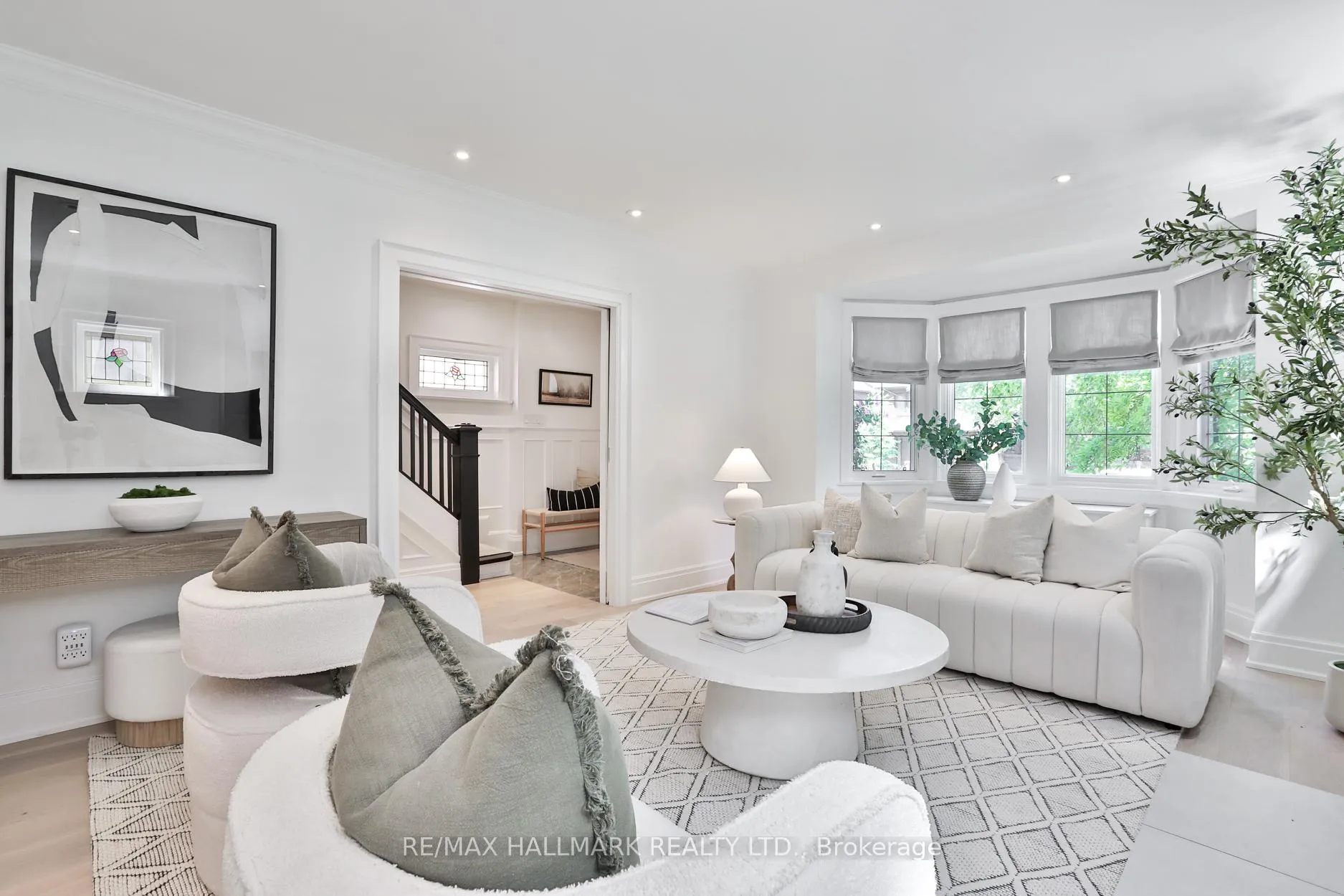 Photo 4 of 73 Elwood Boulevard, Toronto, Lawrence Park South — HOMEH