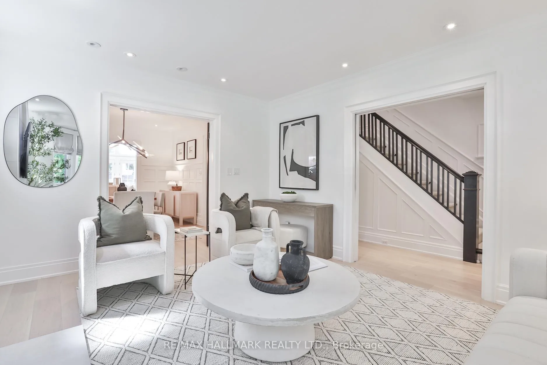 Photo 5 of 73 Elwood Boulevard, Toronto, Lawrence Park South — HOMEH