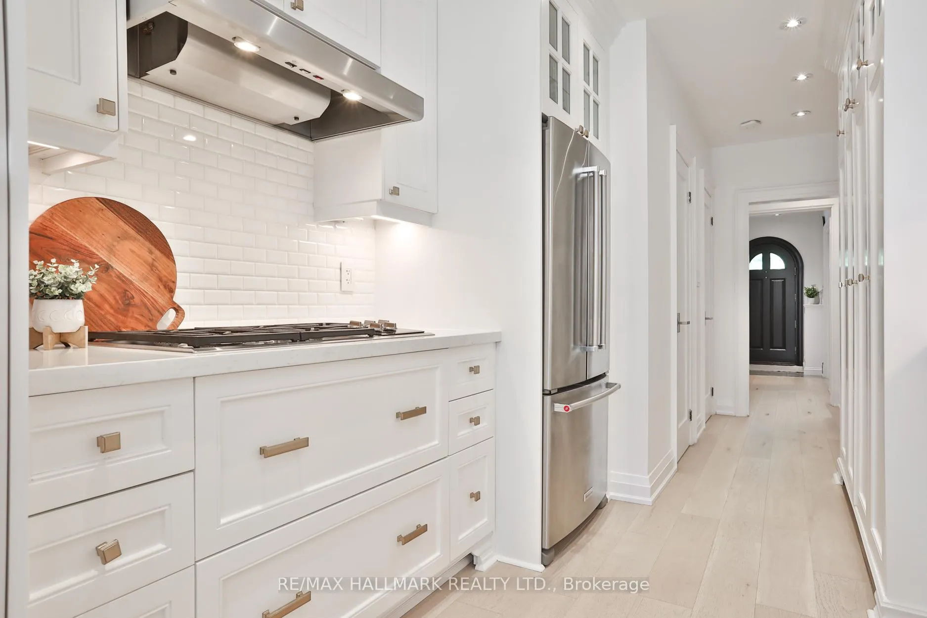 Photo 20 of 73 Elwood Boulevard, Toronto, Lawrence Park South — HOMEH