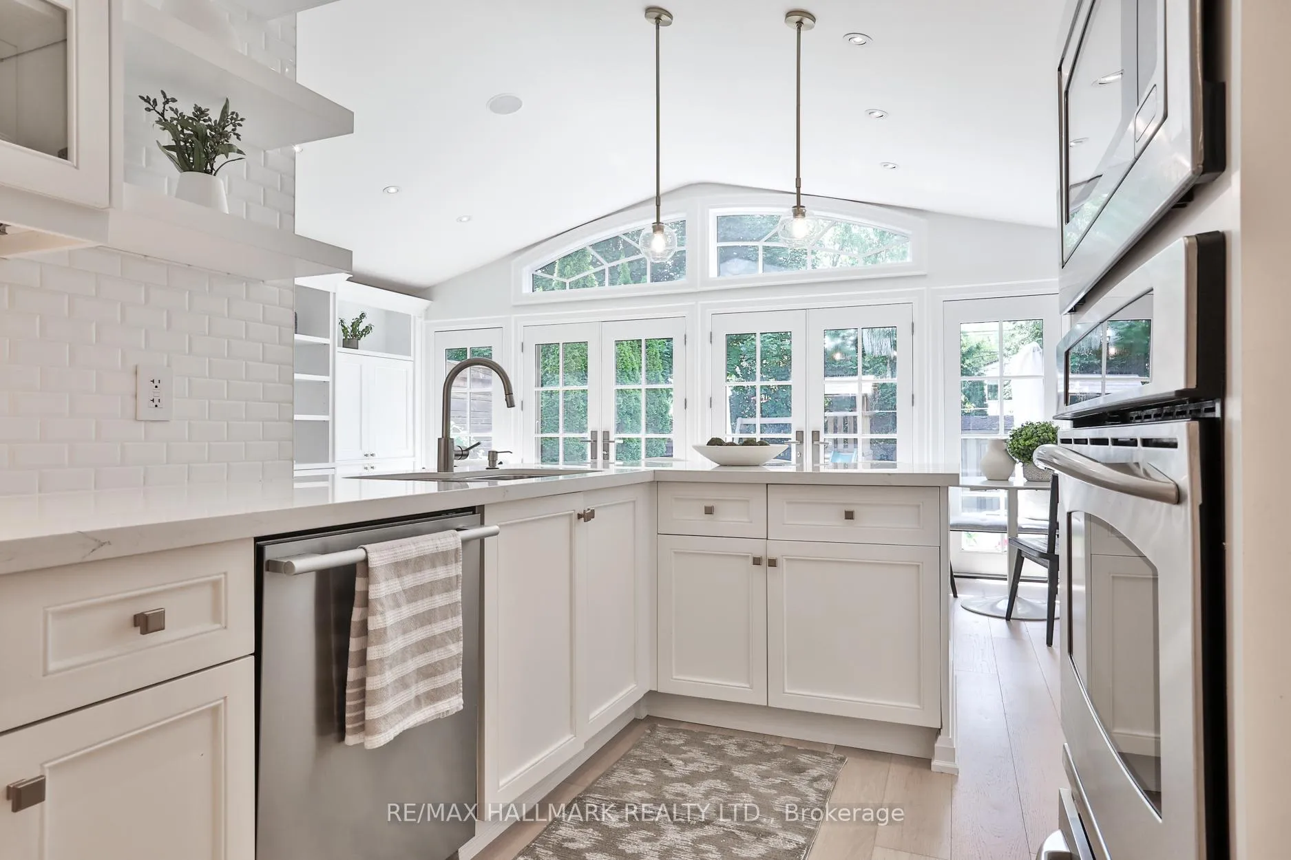 Photo 21 of 73 Elwood Boulevard, Toronto, Lawrence Park South — HOMEH
