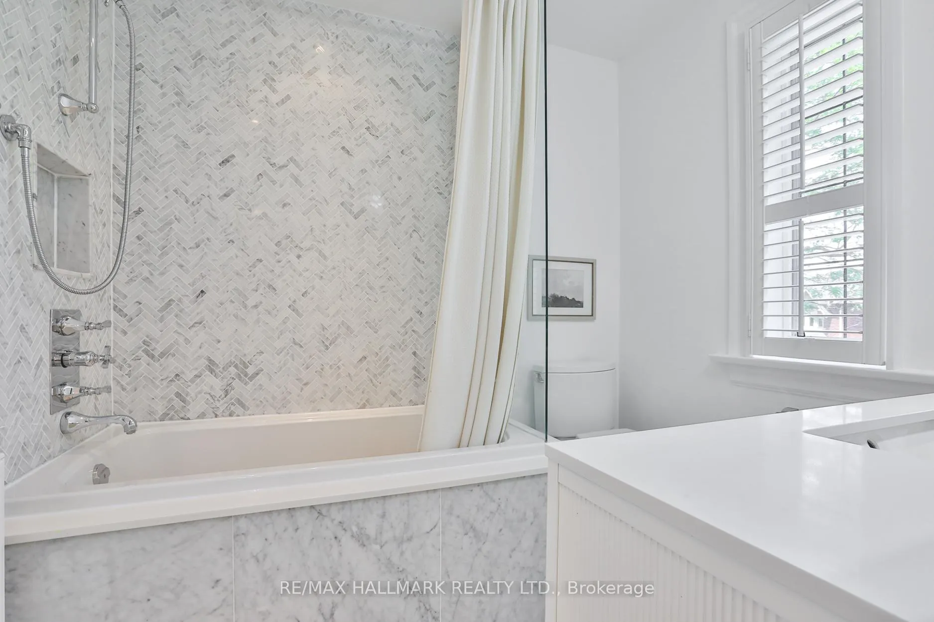 Photo 28 of 73 Elwood Boulevard, Toronto, Lawrence Park South — HOMEH