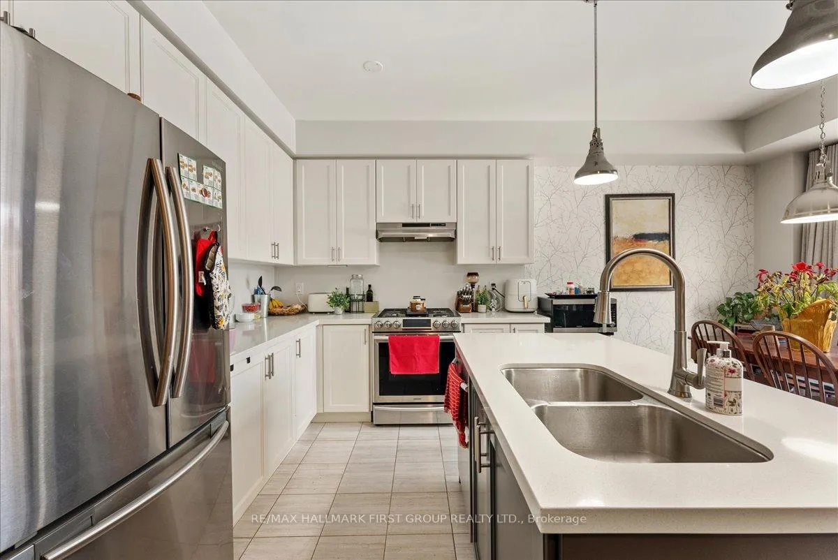 Photo 10 of 20 Northhill Avenue, Cavan Monaghan, Cavan Twp — HOMEH