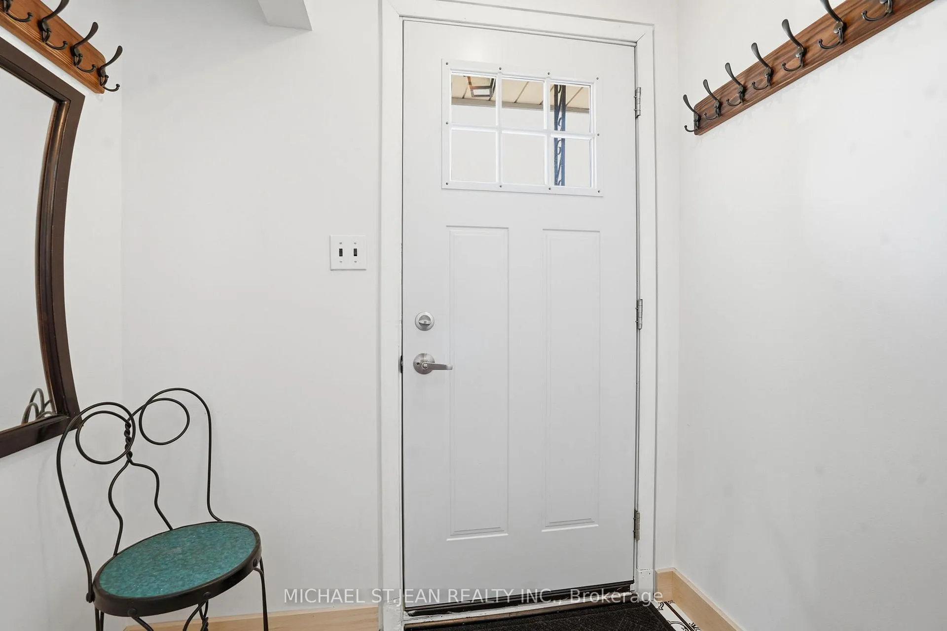Photo 4 of 5056 Fourth Avenue, Niagara Falls, Cherrywood — HOMEH