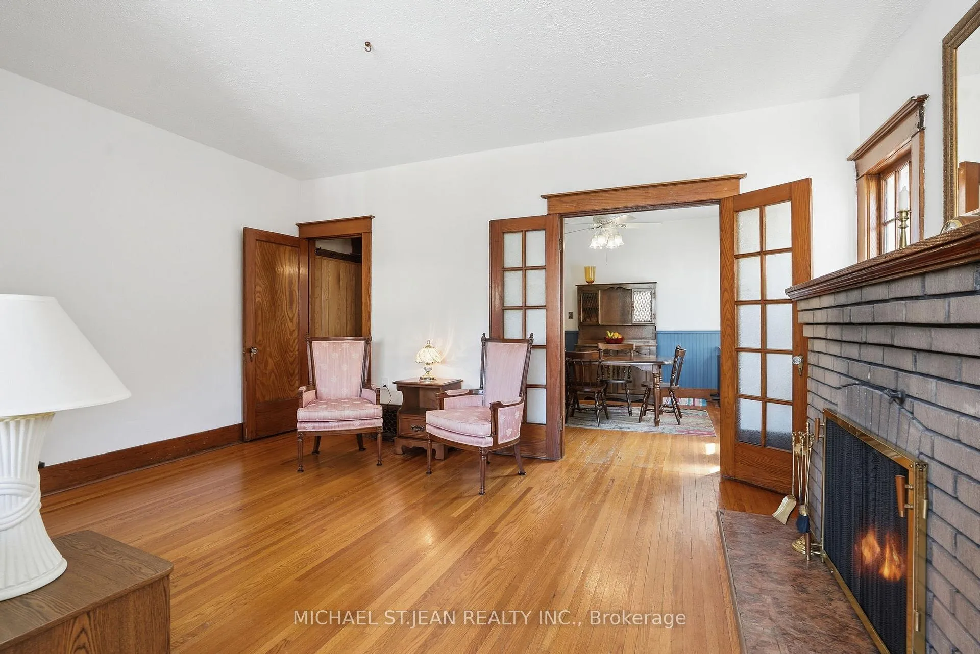Photo 9 of 5056 Fourth Avenue, Niagara Falls, Cherrywood — HOMEH