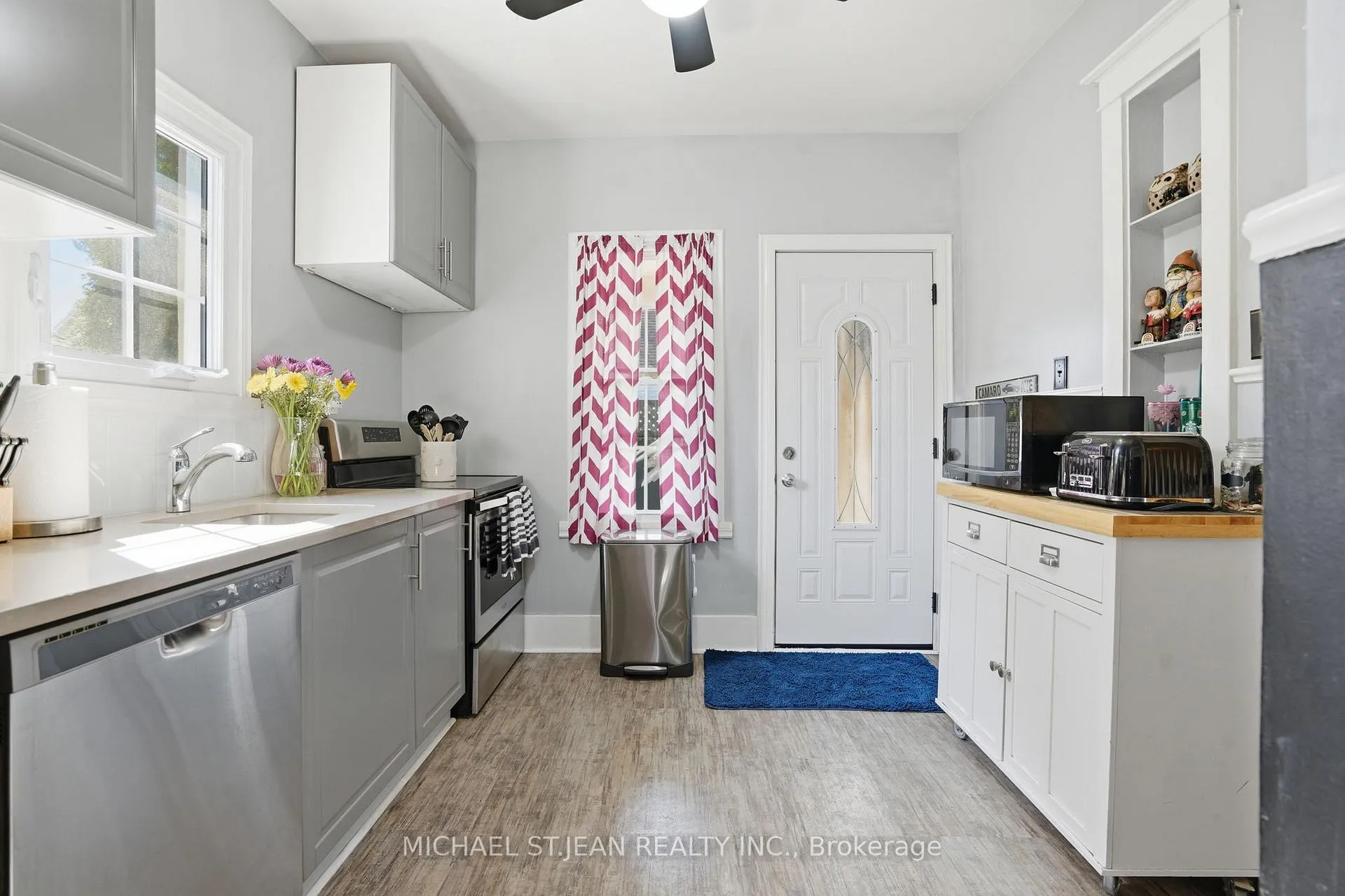 Photo 14 of 5056 Fourth Avenue, Niagara Falls, Cherrywood — HOMEH