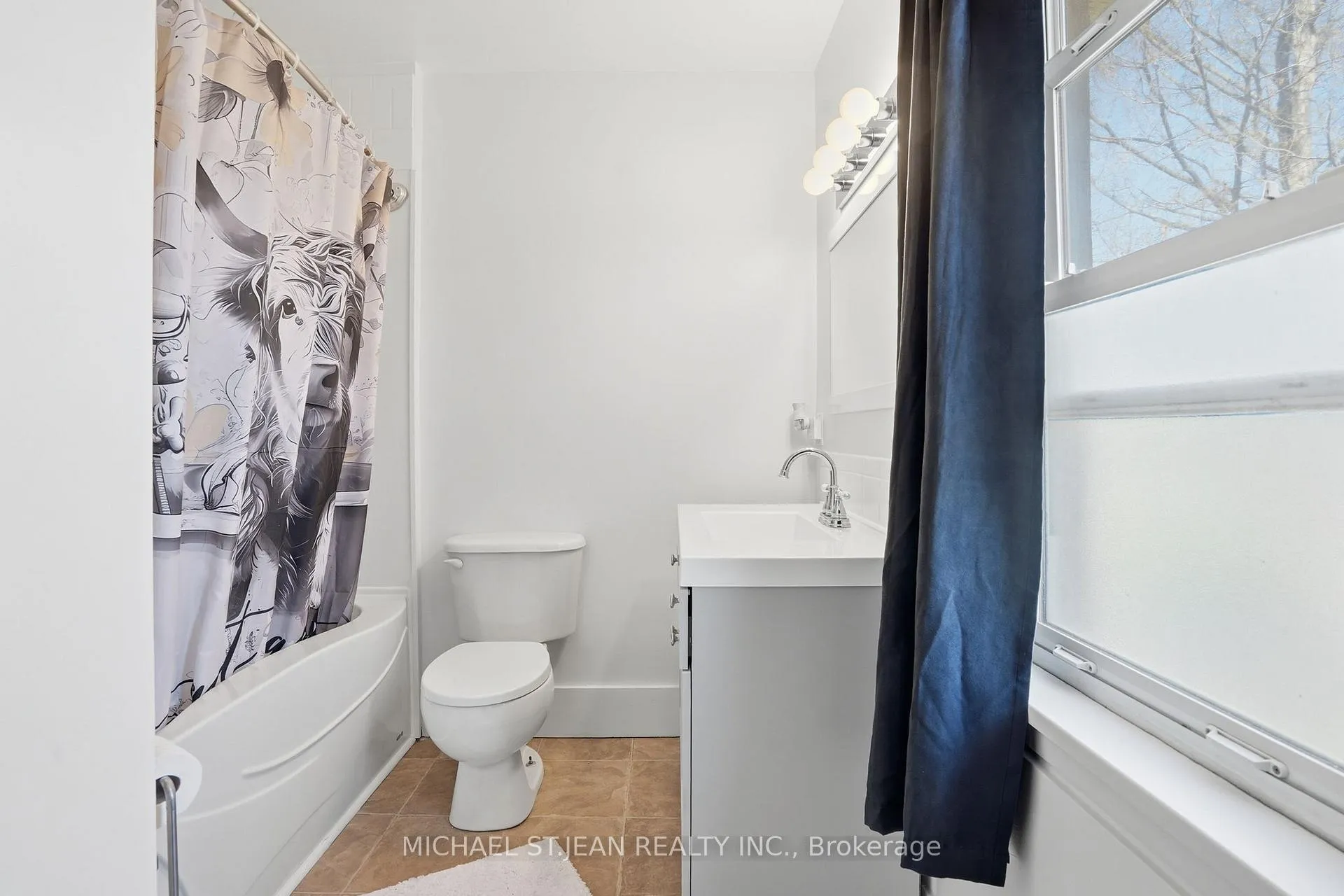 Photo 22 of 5056 Fourth Avenue, Niagara Falls, Cherrywood — HOMEH