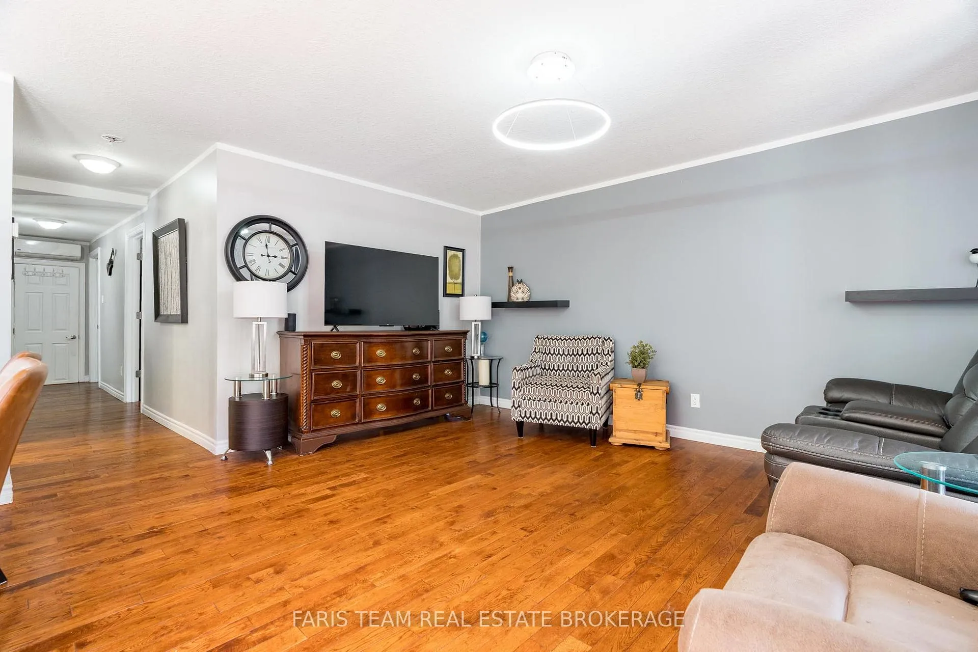 Photo 12 of 91 Park Street, Tay, Victoria Harbour — HOMEH