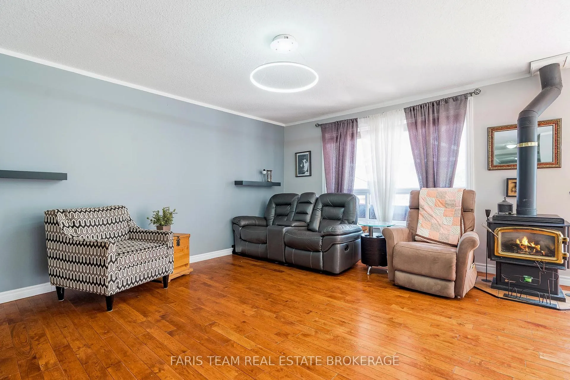 Photo 13 of 91 Park Street, Tay, Victoria Harbour — HOMEH