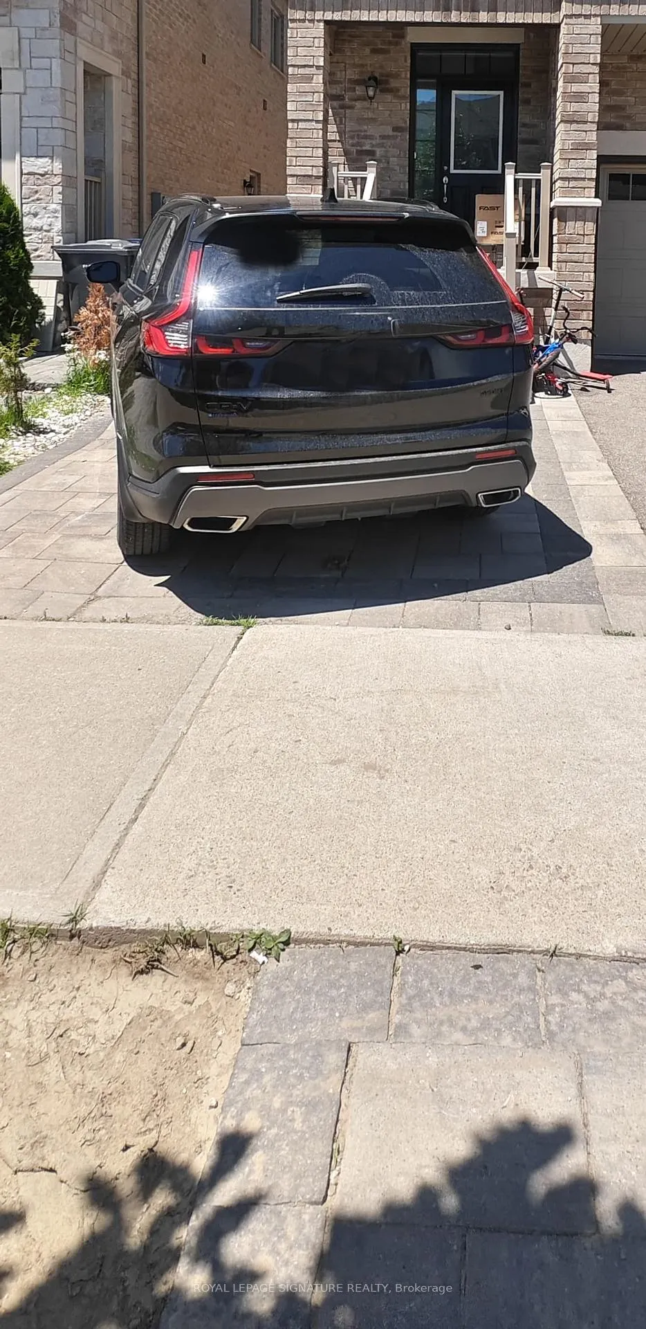 Photo 4 of 56 Hubbell Road, Brampton, Bram West — HOMEH