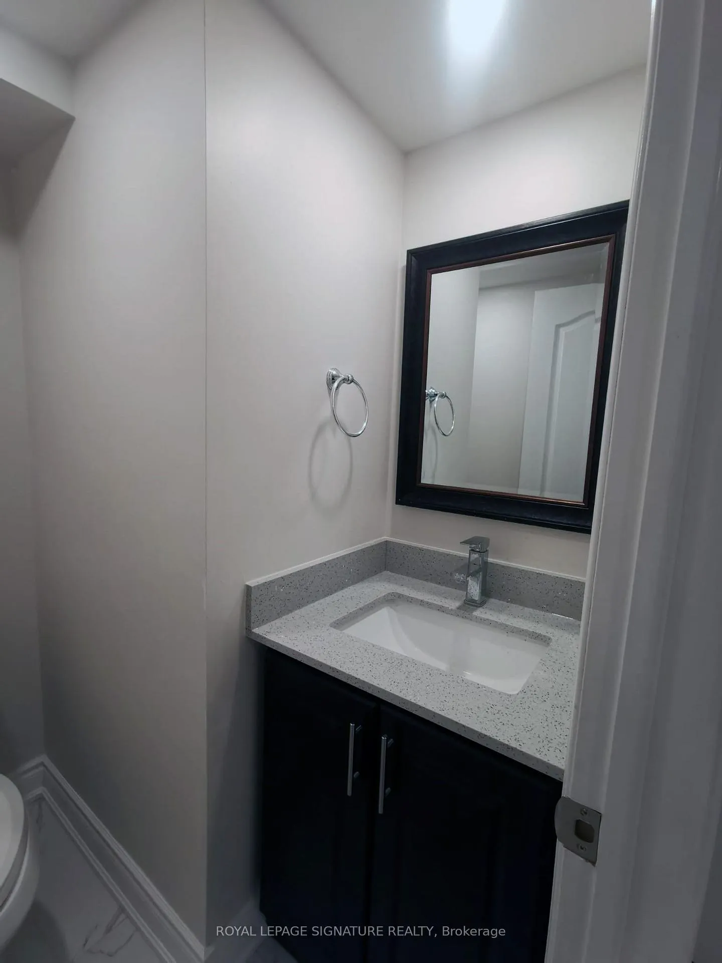 Photo 30 of 56 Hubbell Road, Brampton, Bram West — HOMEH